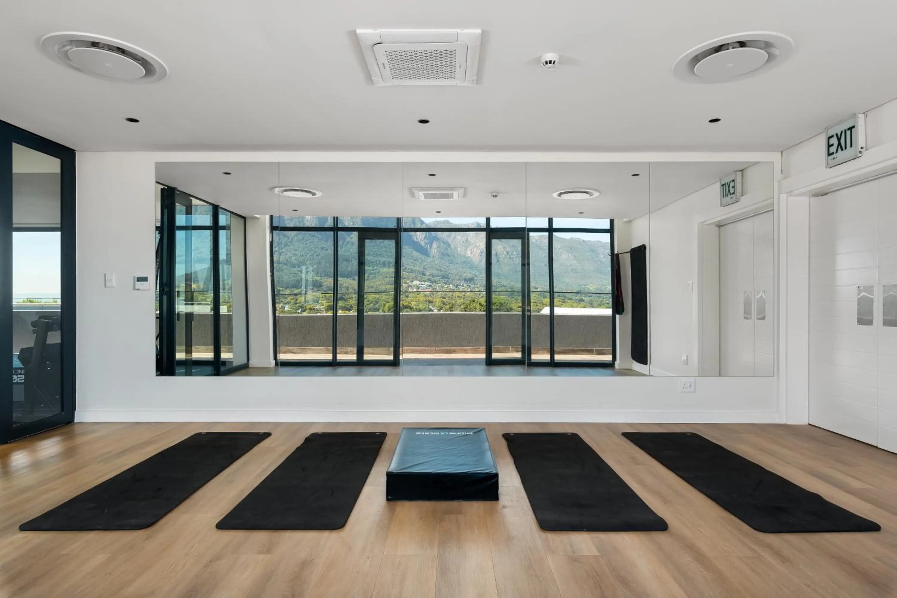 Fitness centre/facilities in Newlands Peak Aparthotel by Totalstay