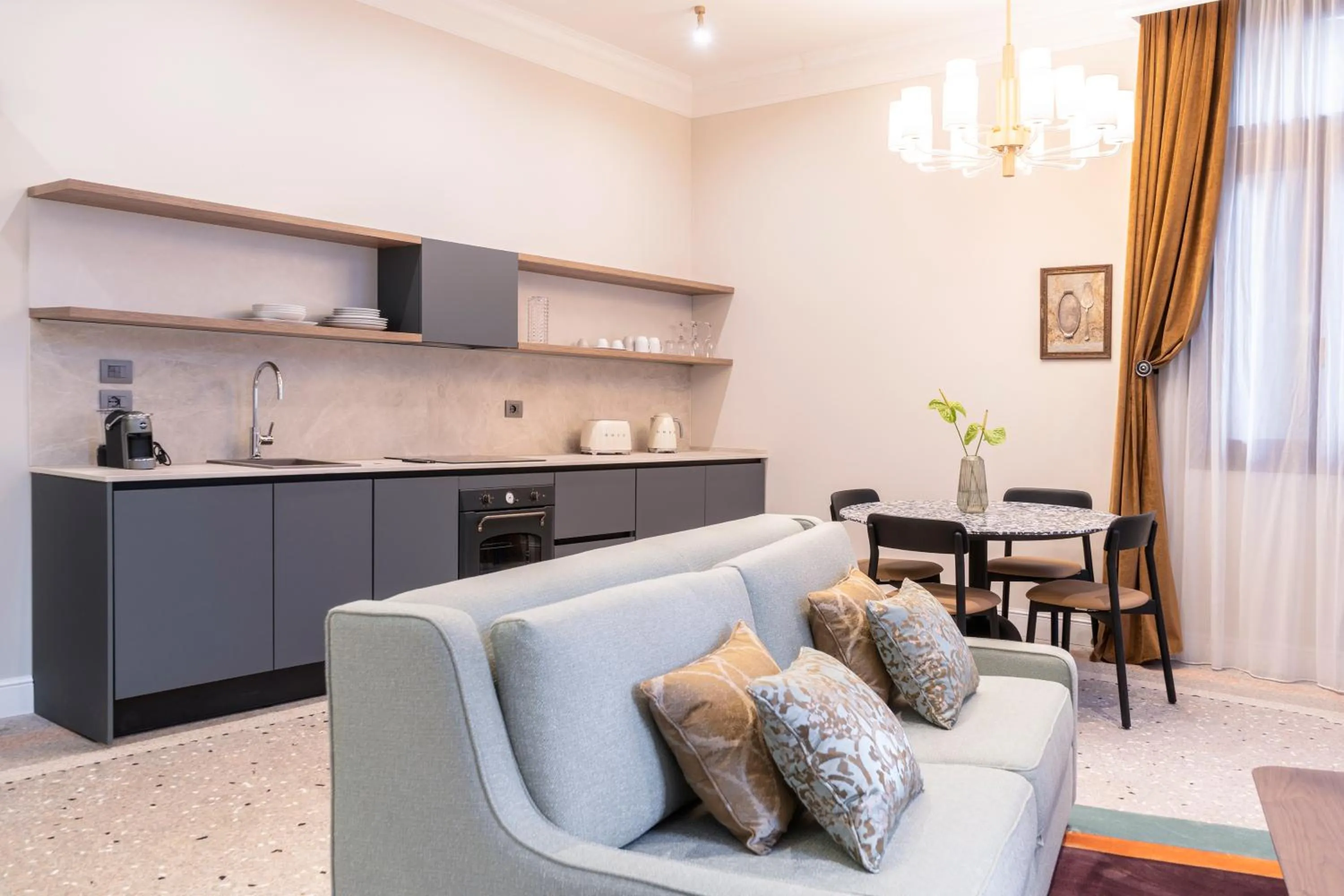 Kitchen or kitchenette in Be Mate Ponte di Rialto