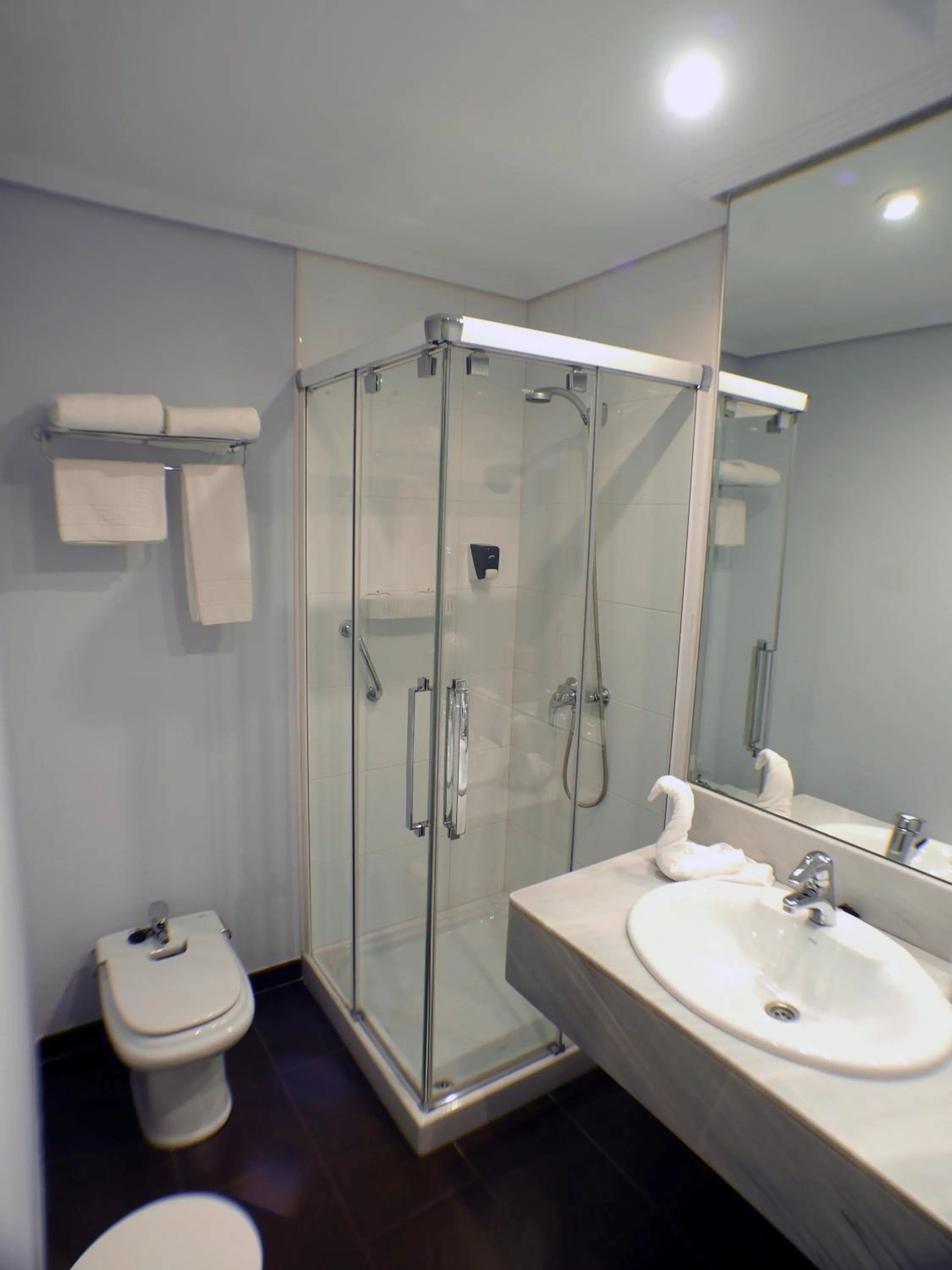 Bathroom in Hotel Comillas