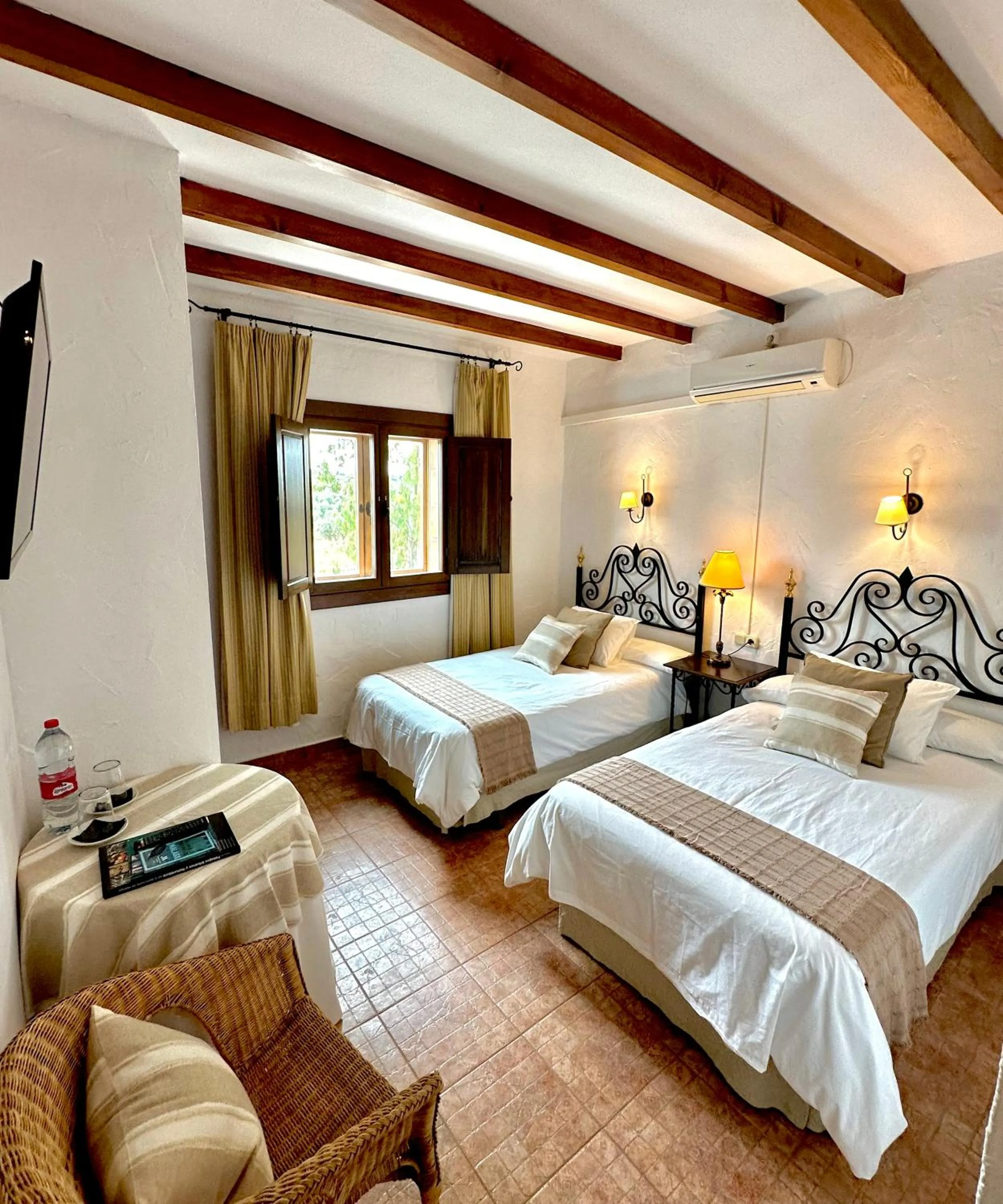 Bed in Hotel Rural La Paloma