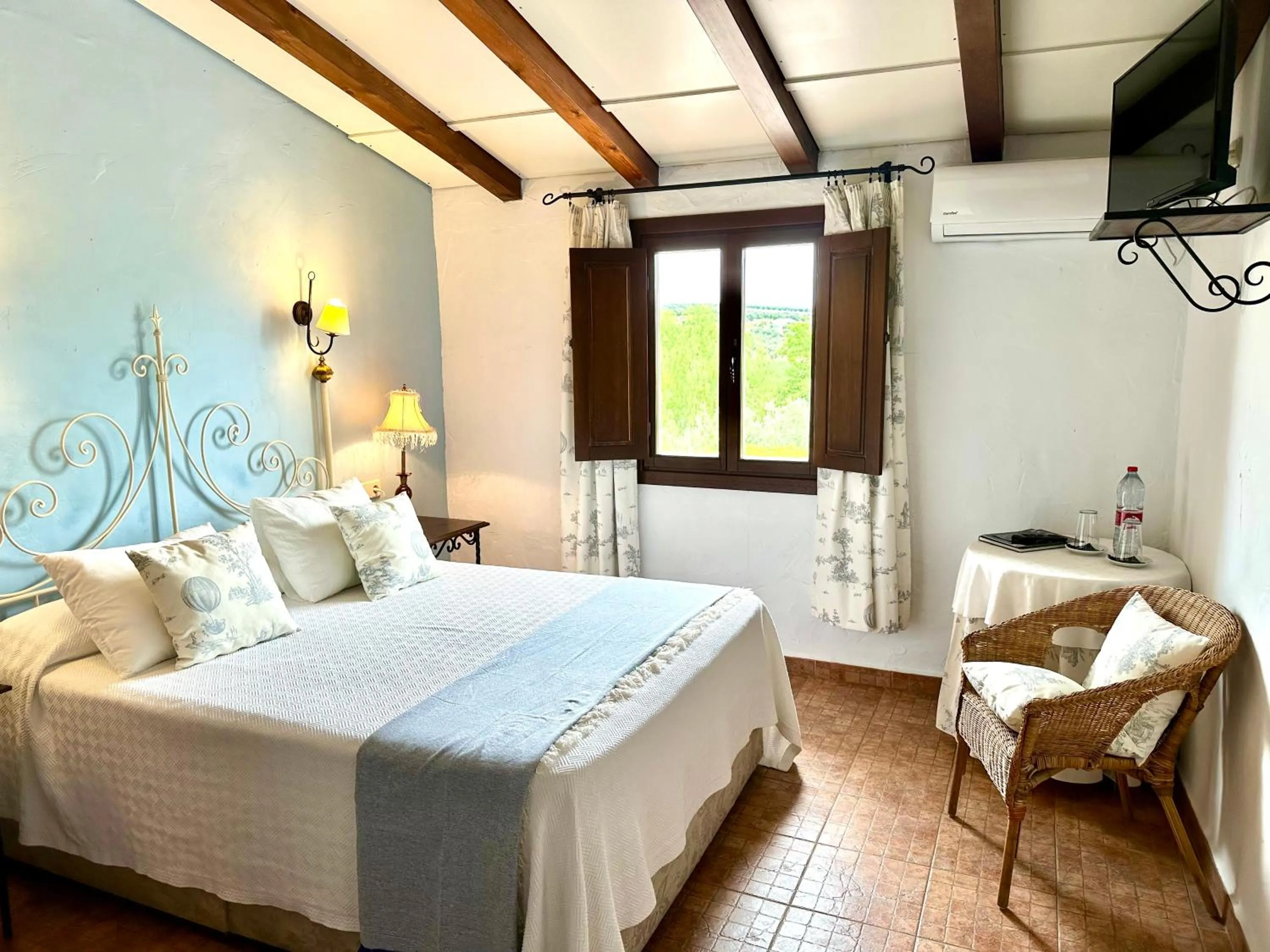 Bed in Hotel Rural La Paloma