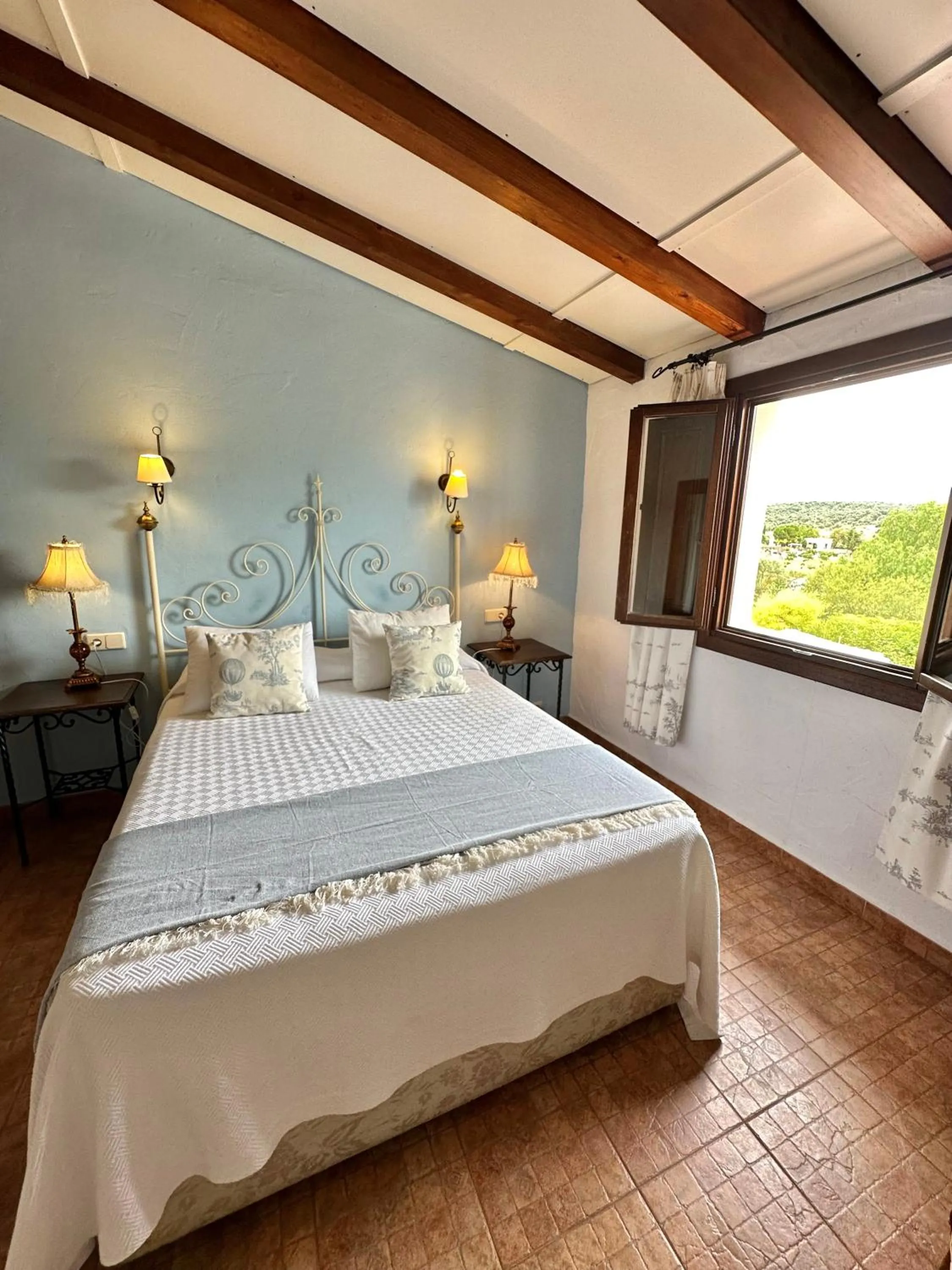 Bed in Hotel Rural La Paloma