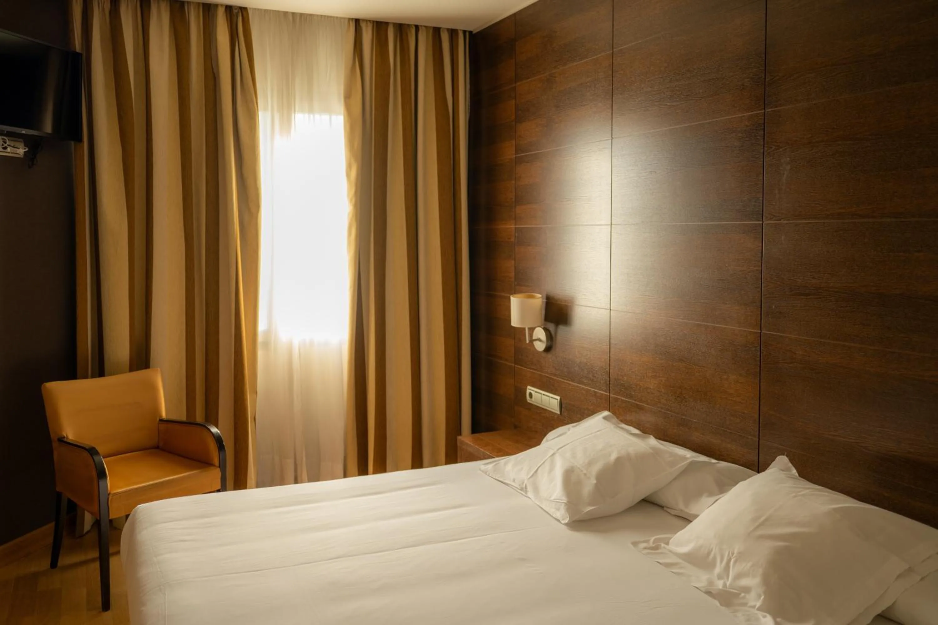 Bed in Hotel FC Villalba