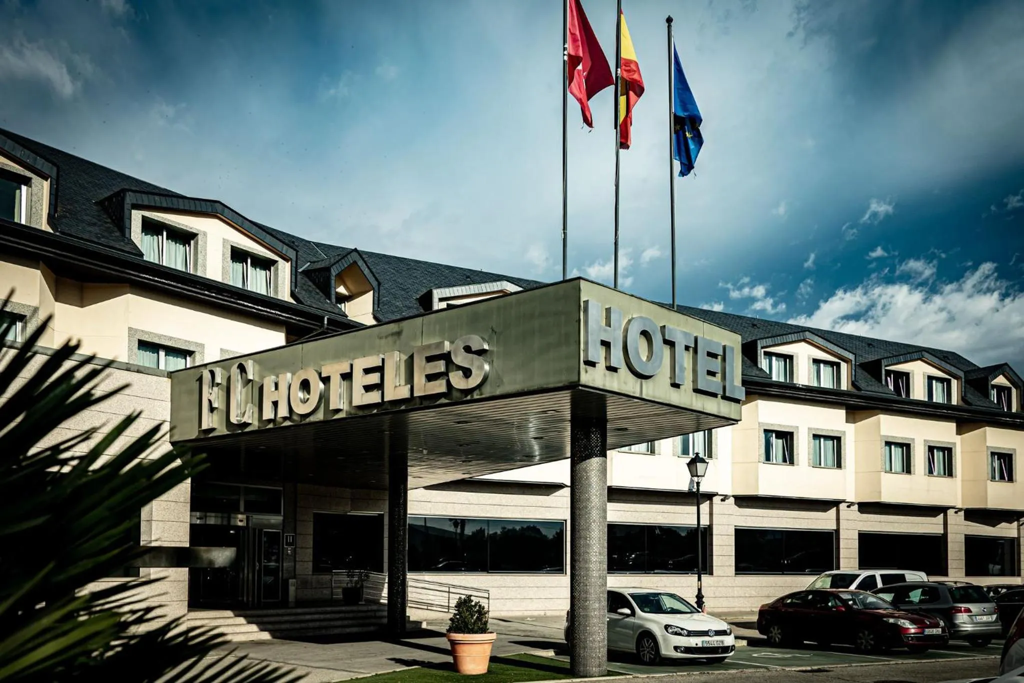 Property building in Hotel FC Villalba