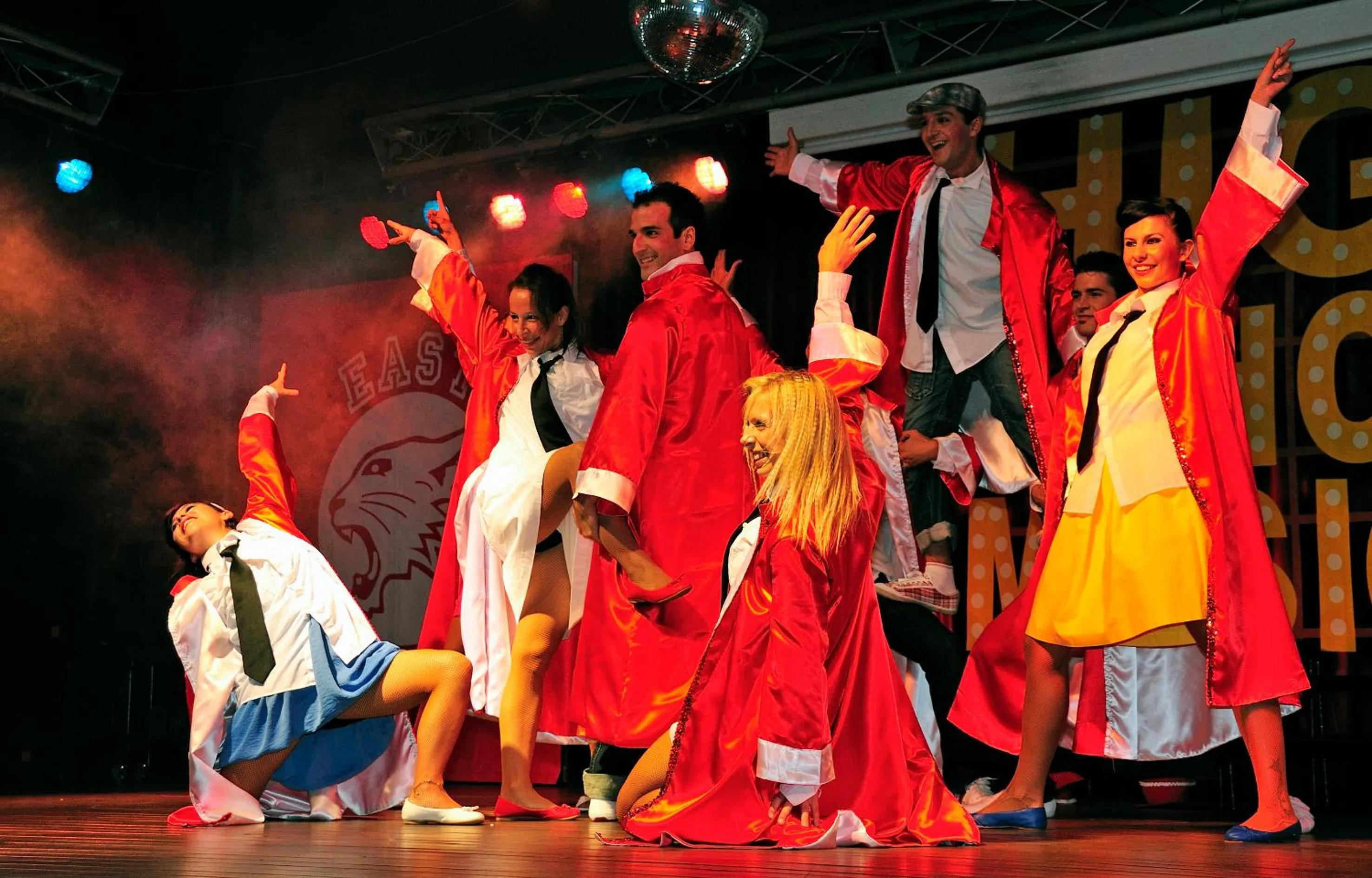 Evening entertainment in Sol Palmanova Mallorca