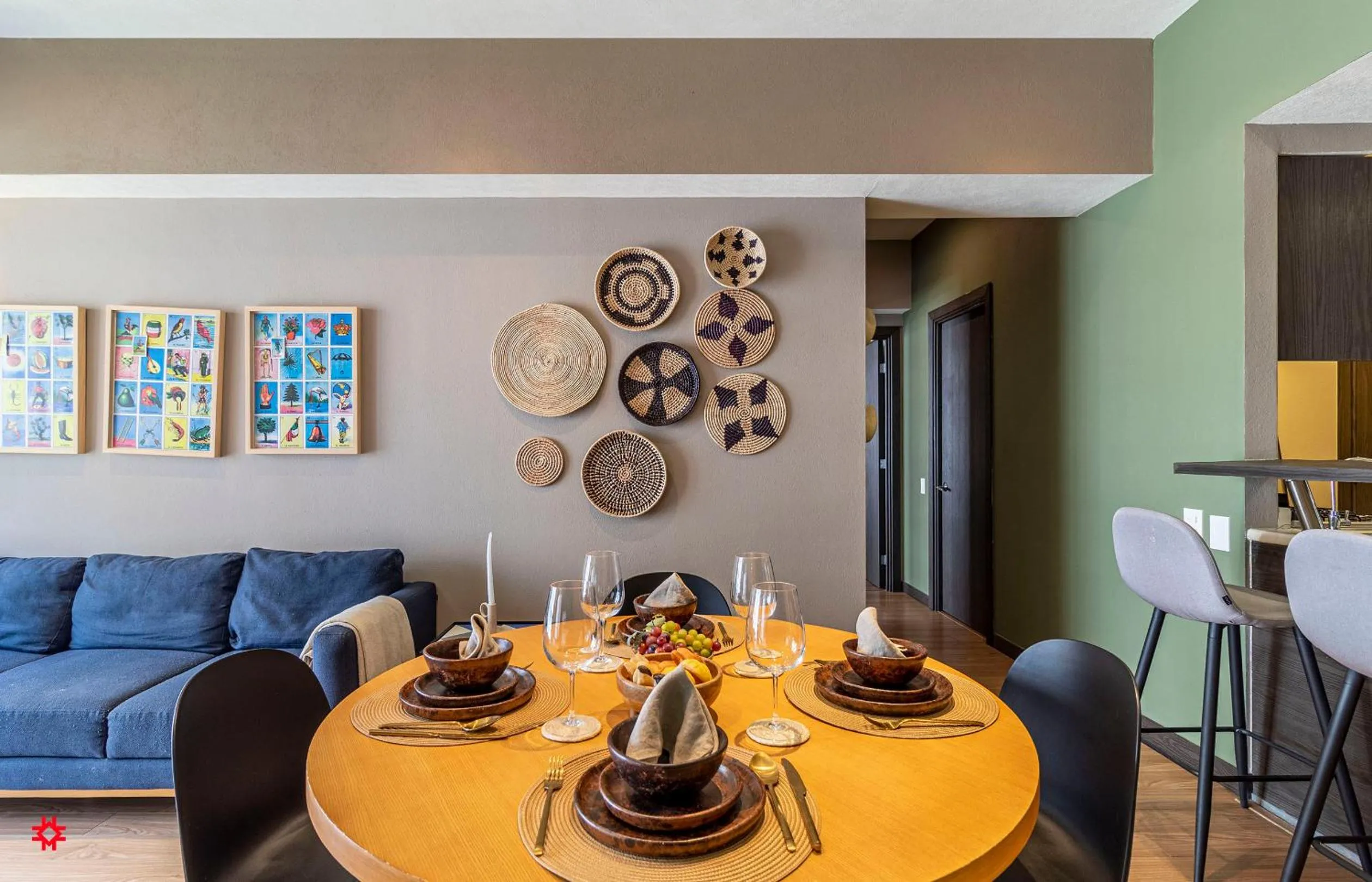 Food and drinks in Casa Vive Grand by Kukun