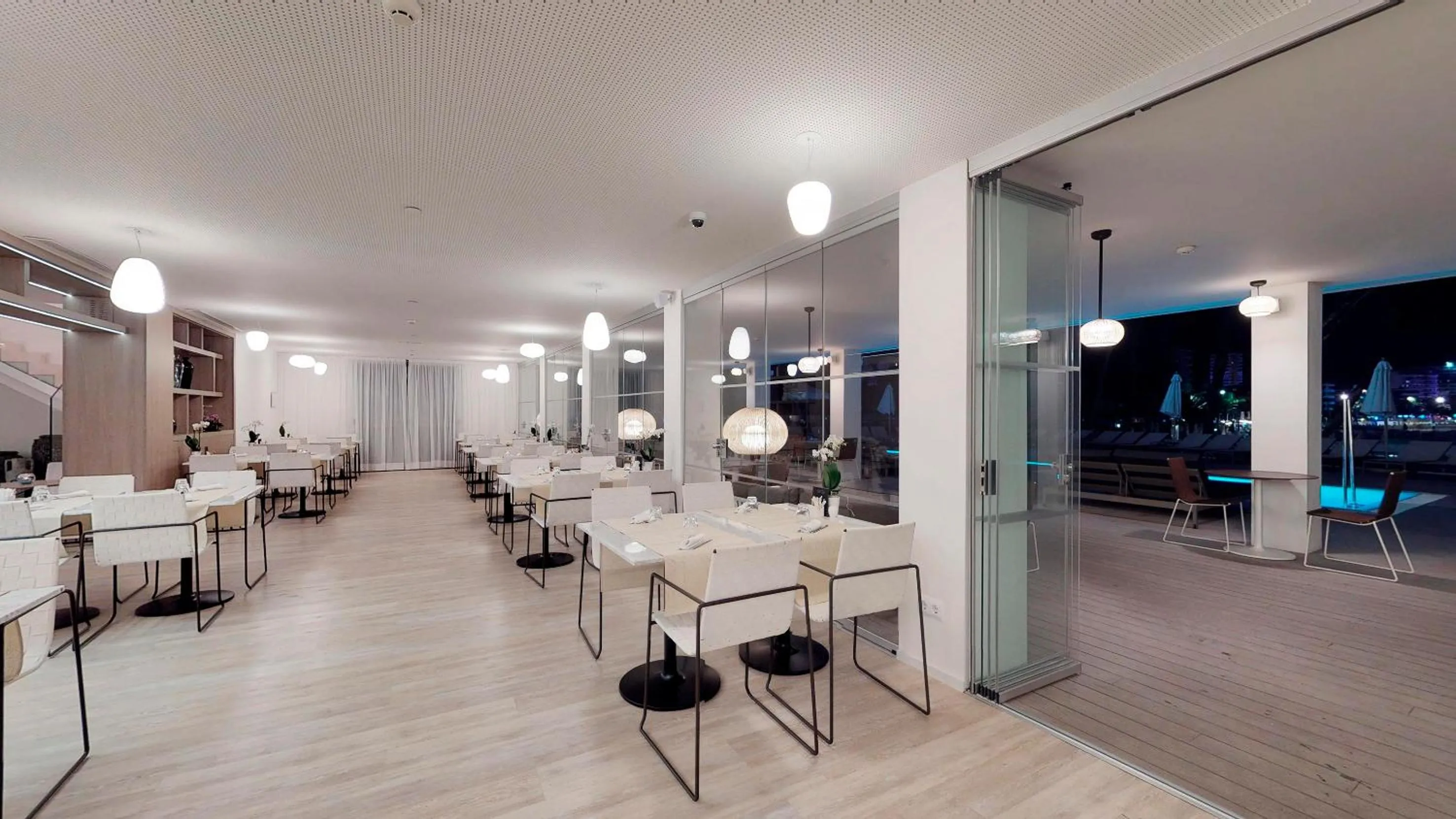 Restaurant/places to eat in Meliá Calviá Beach