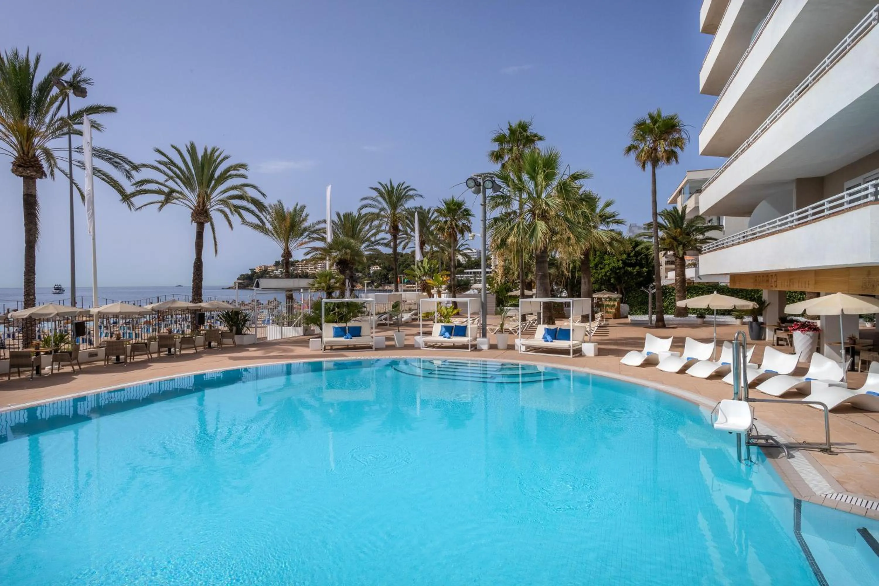 Swimming pool in Sol House Mallorca