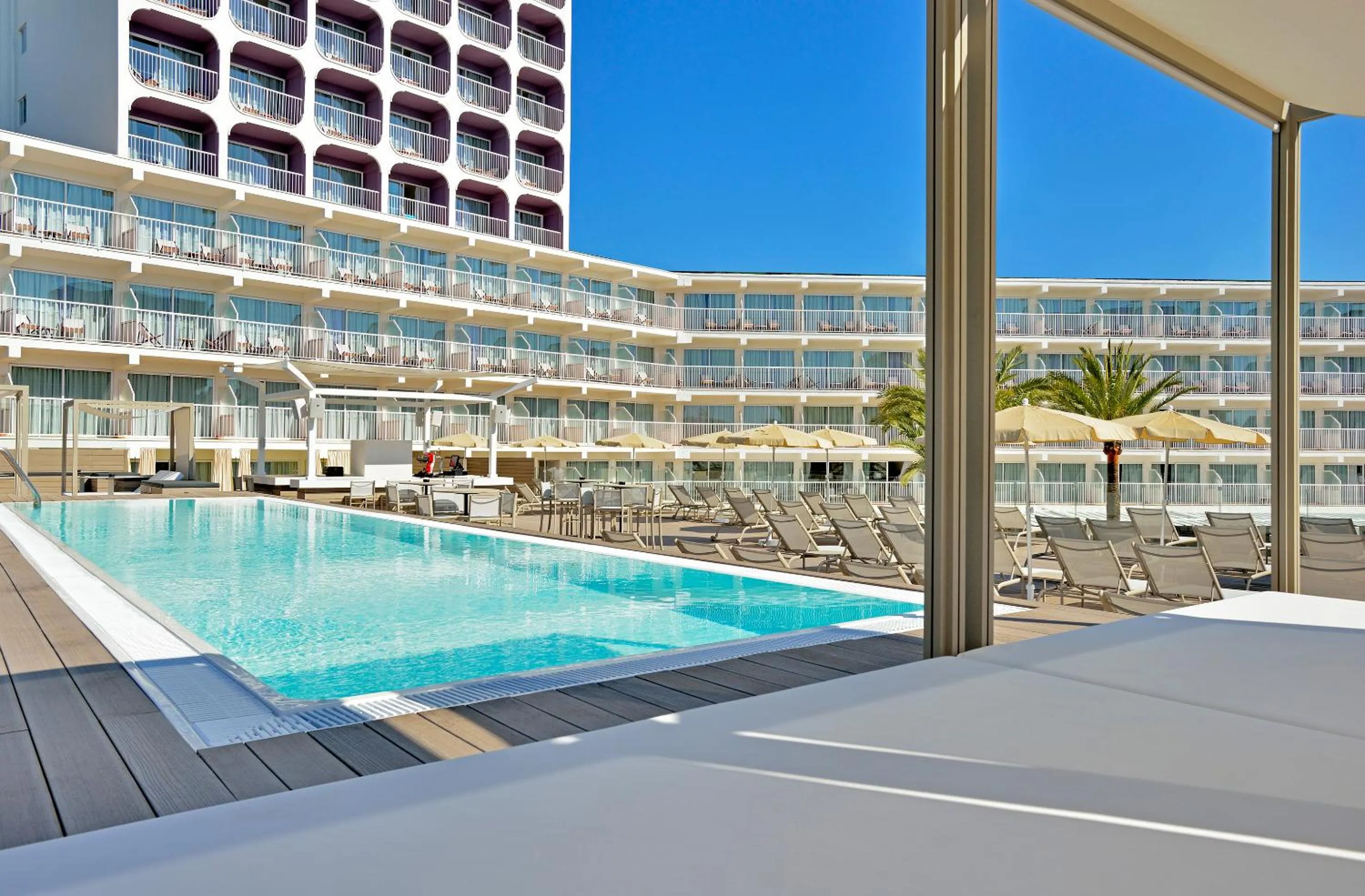 Swimming pool in Sol House Mallorca