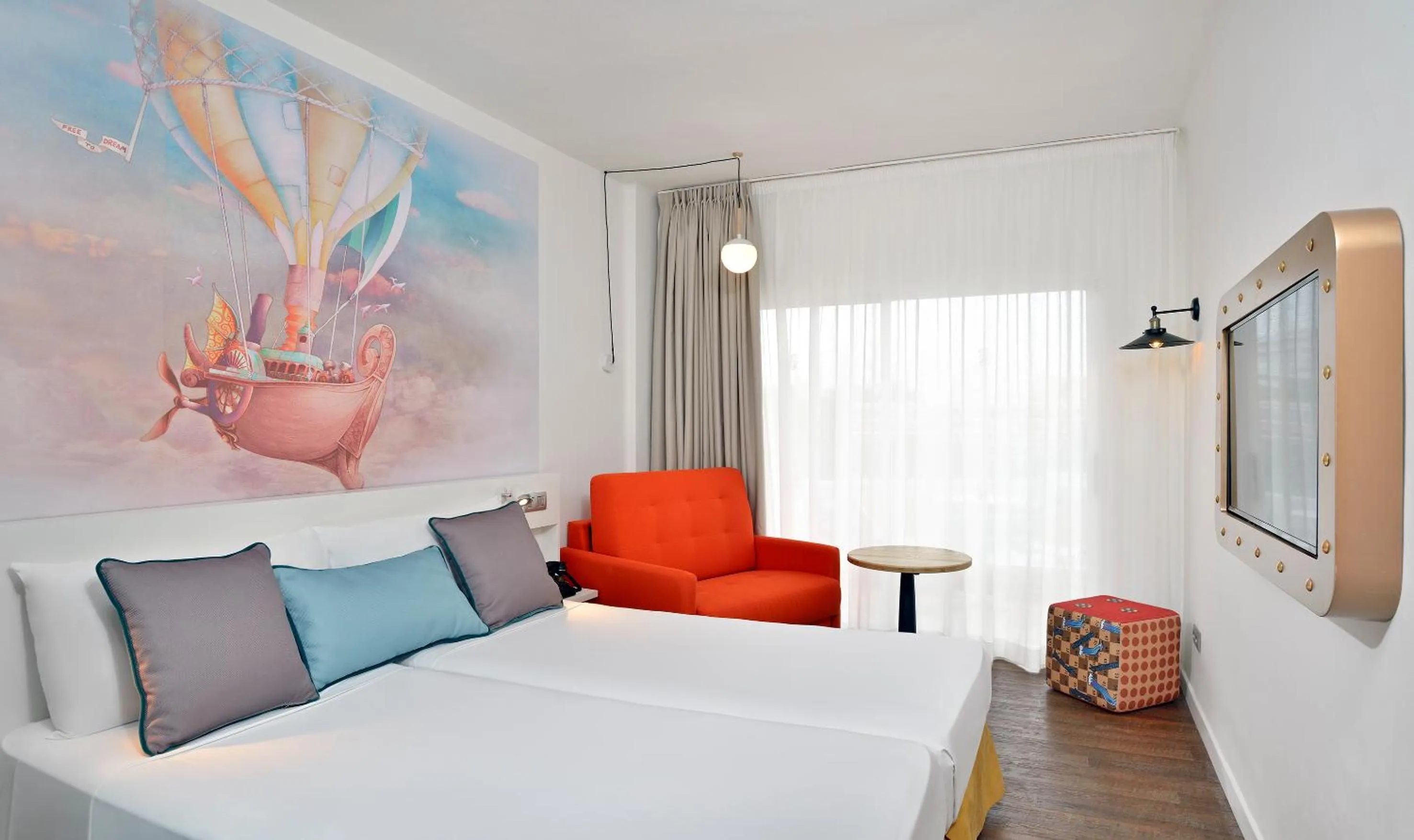 Bed in Sol Katmandu Park & Resort