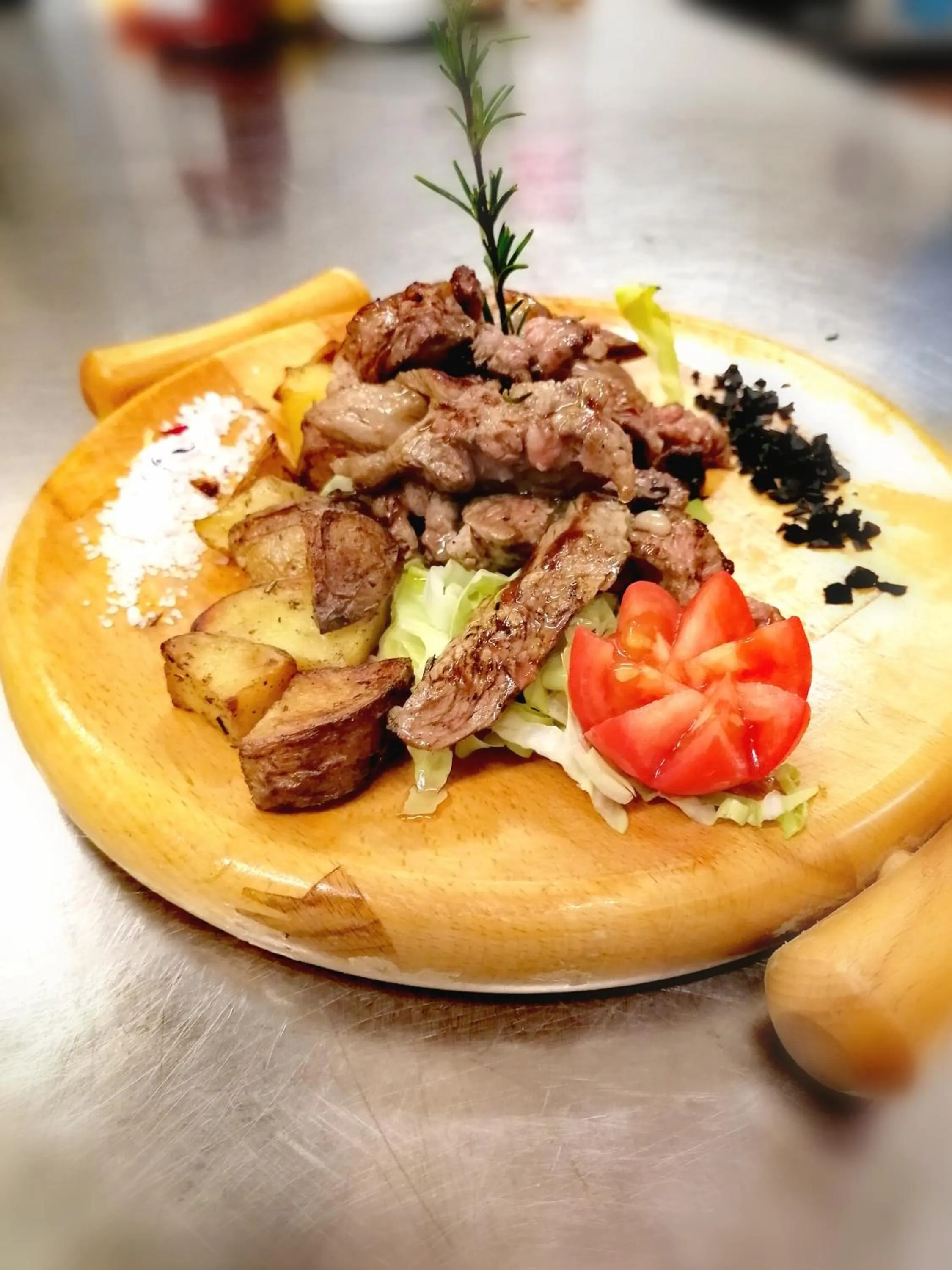 Food and drinks in HOTEL RISTORANTE DELLE VALLI