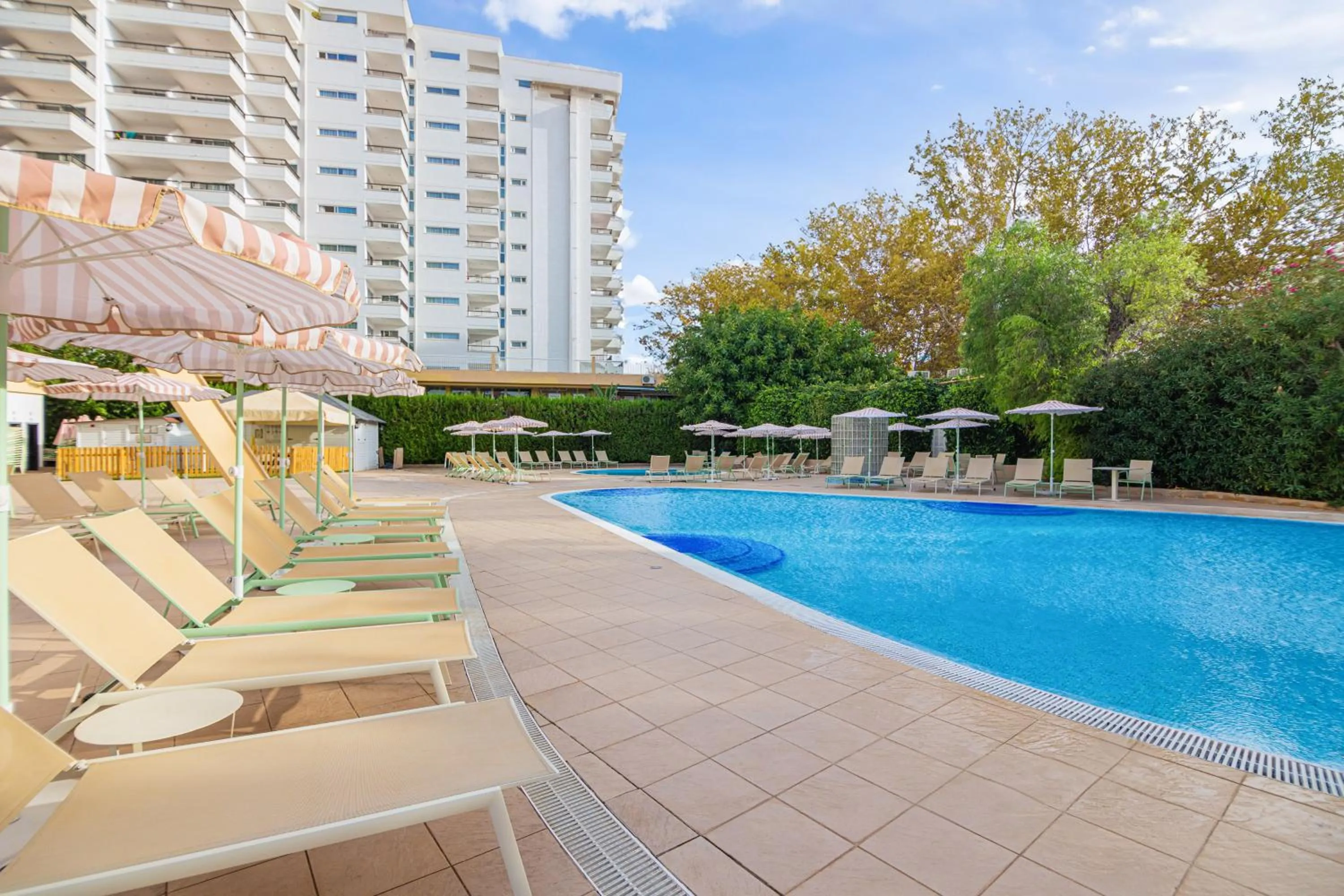 Property building in Sol Guadalupe