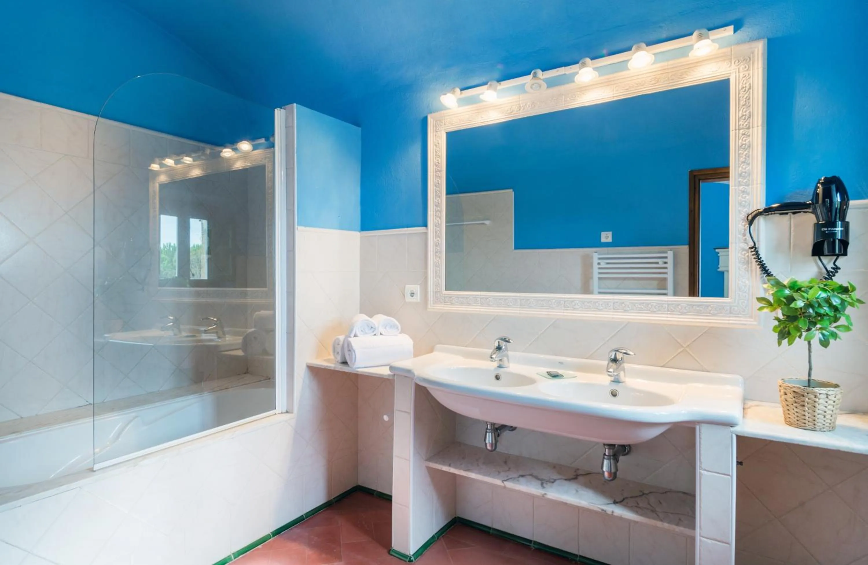 Toilet in Mas Ses Vinyes - Adults Only