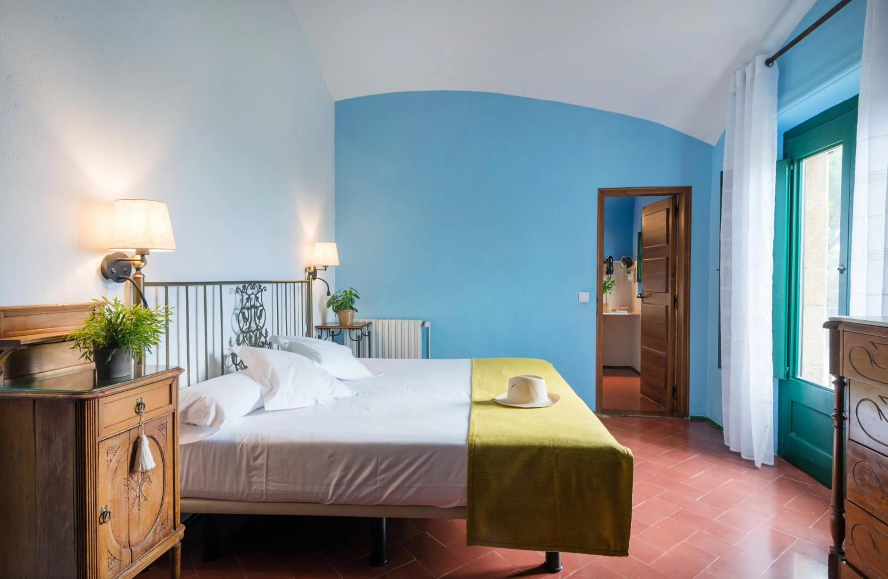 Bed in Mas Ses Vinyes - Adults Only