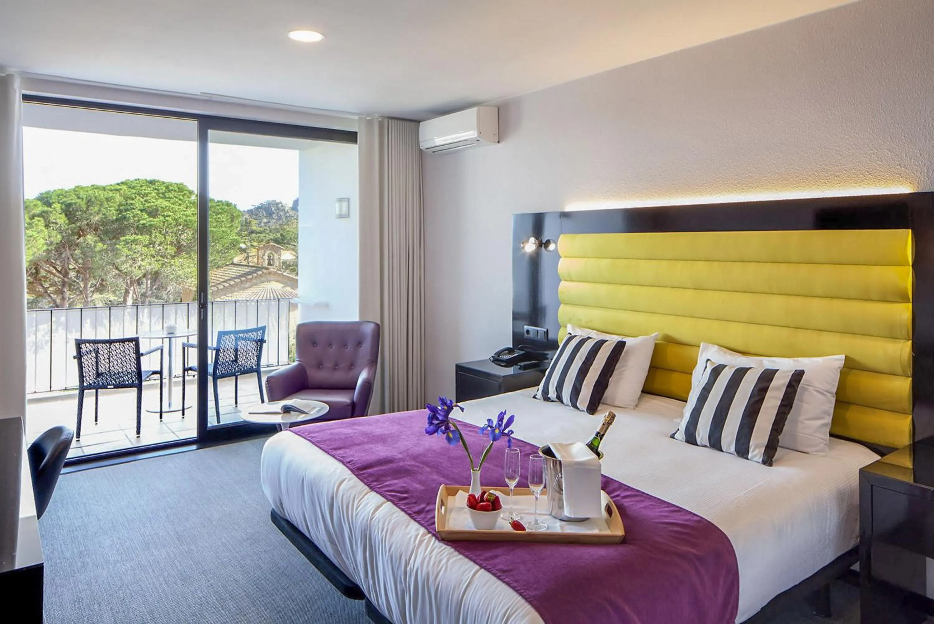 Bed in Hotel Eetu Begur Affiliated by Melia