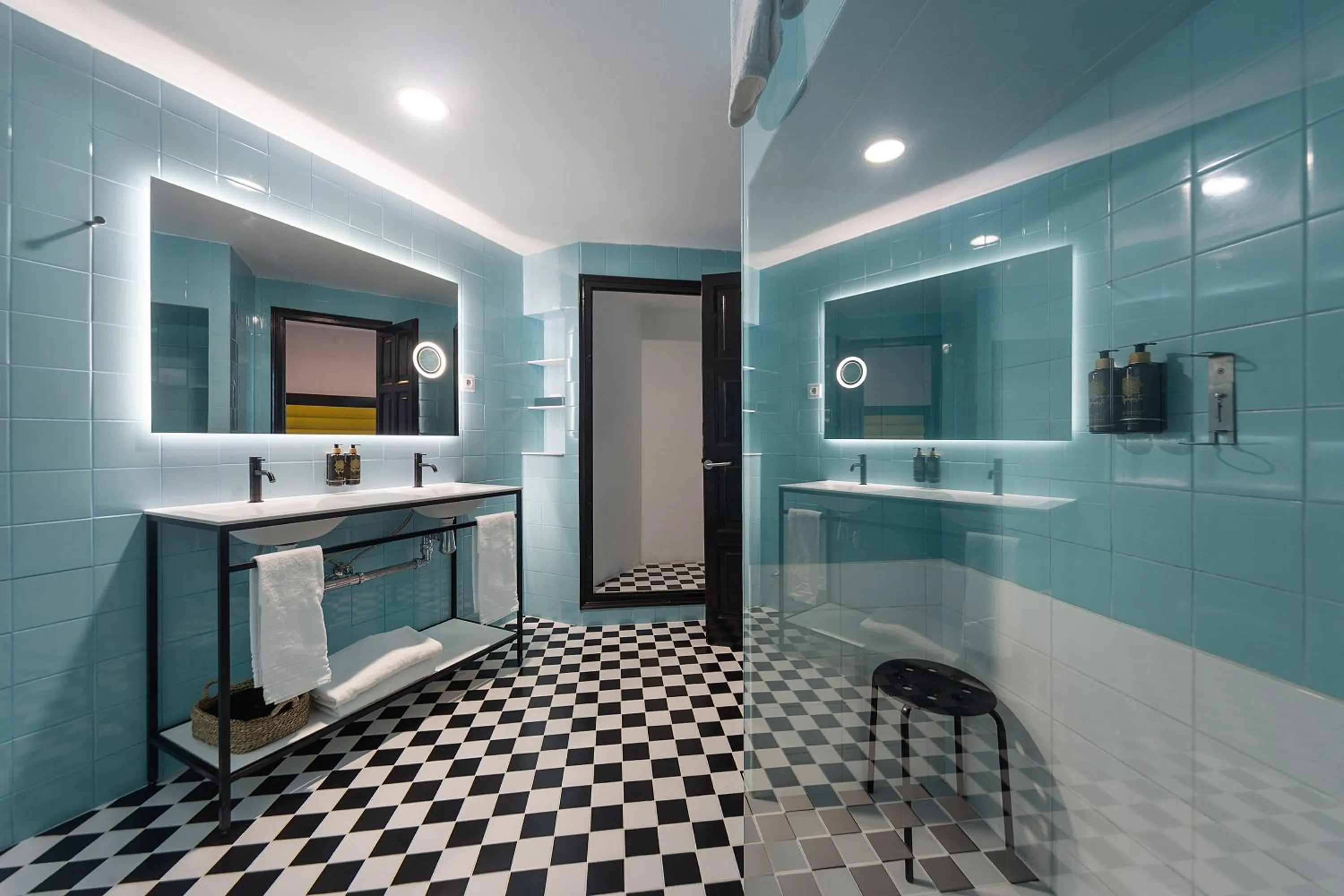 Shower in Hotel Eetu Begur Affiliated by Melia