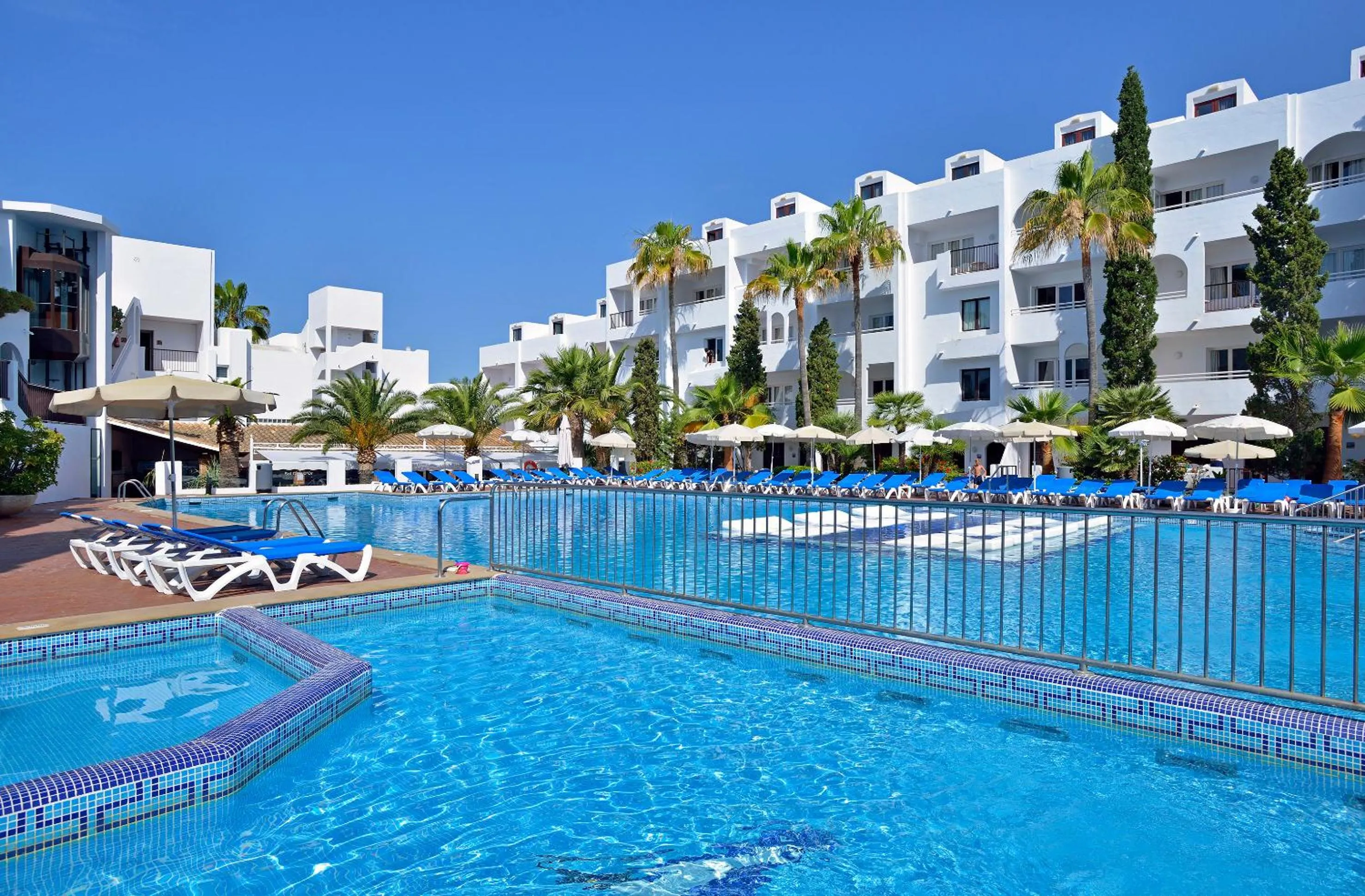 Property building in Sol Cala d´Or Apartamentos