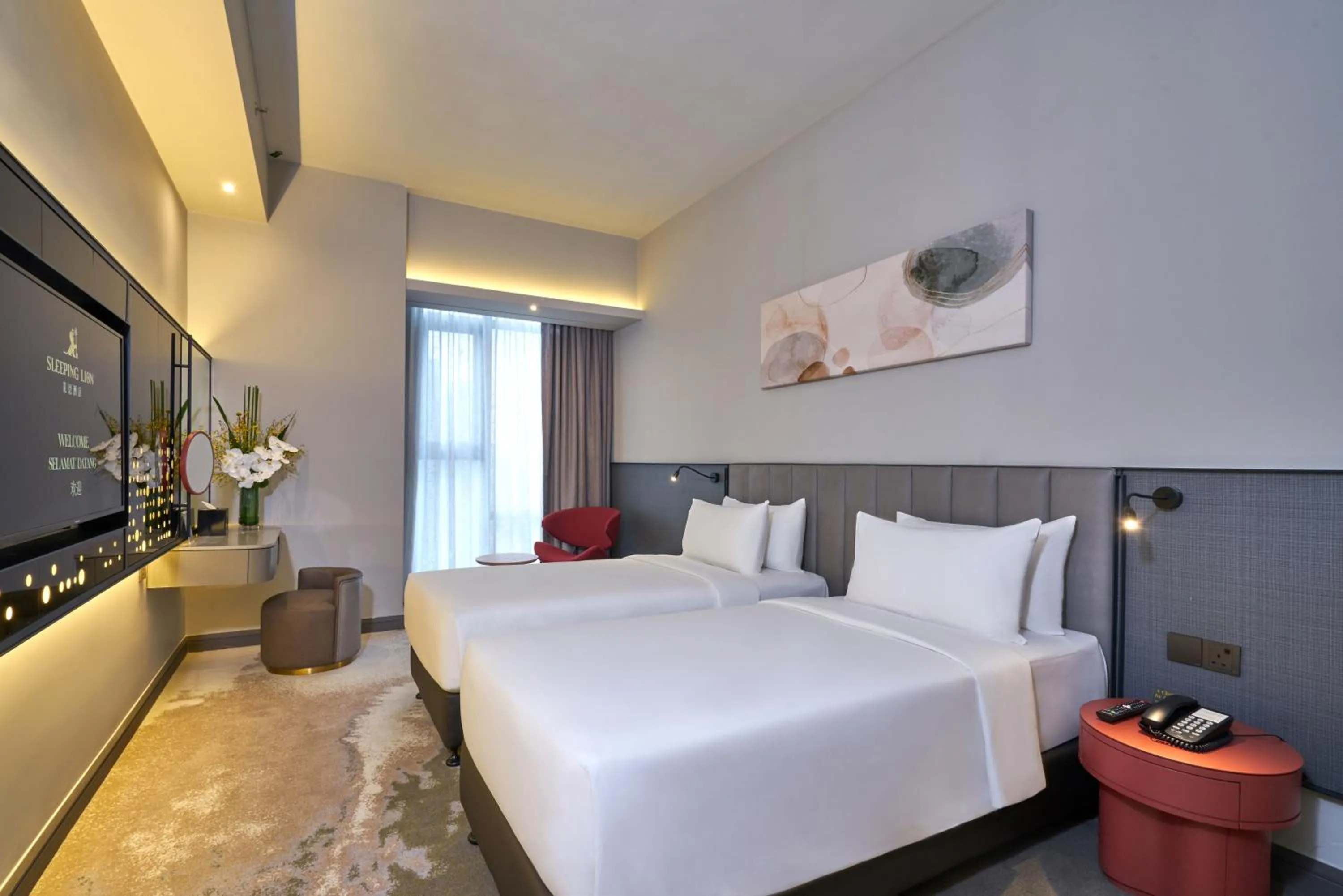 Bedroom, Bed in Sleeping Lion Suites