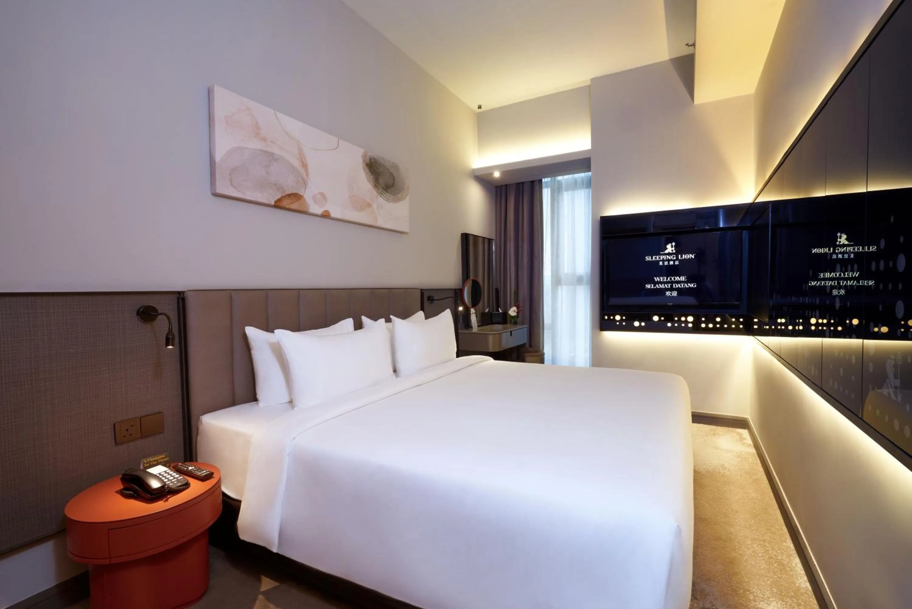 Bedroom, Bed in Sleeping Lion Suites