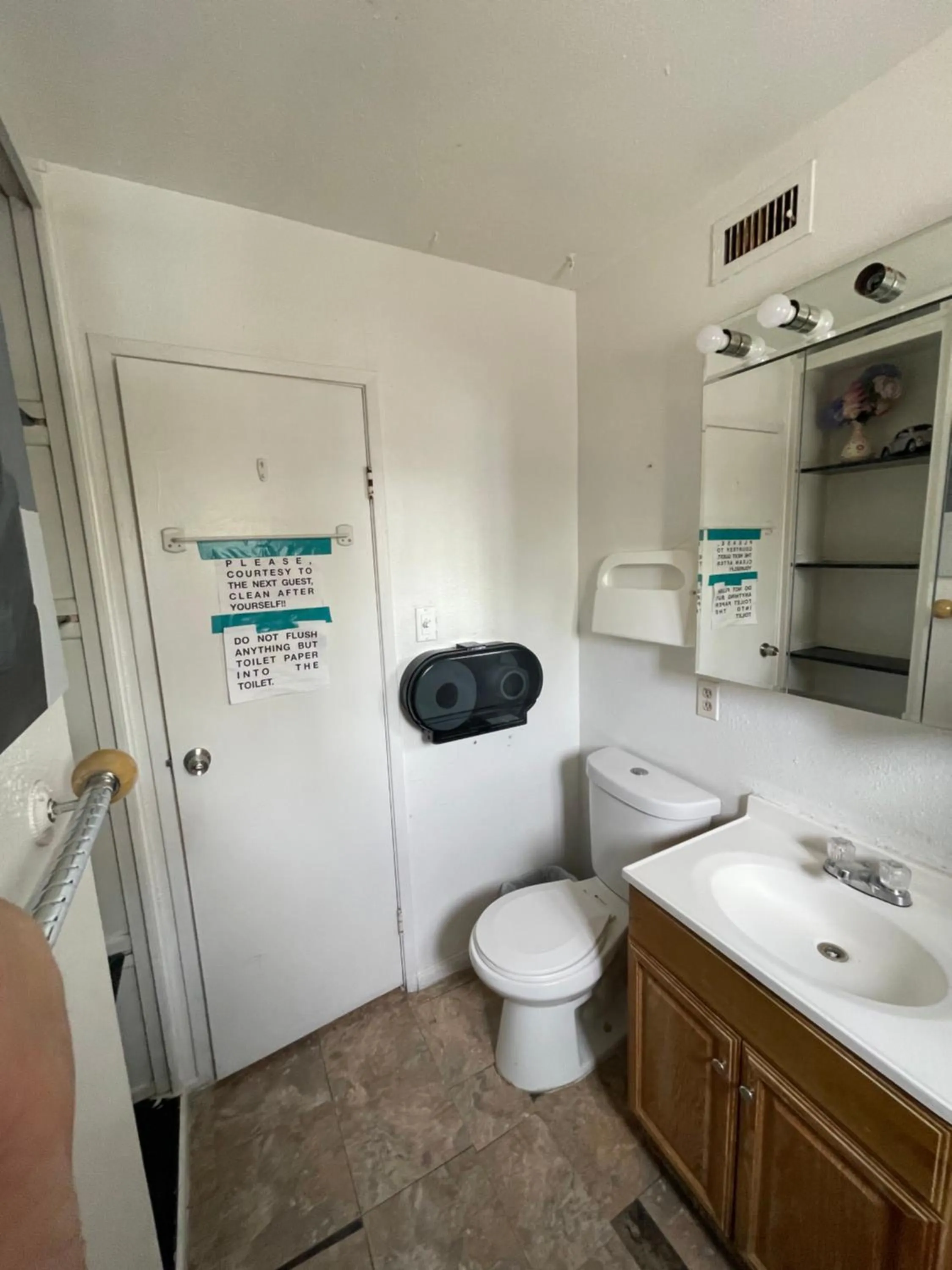 Toilet in The Yellow Penthouse LLC