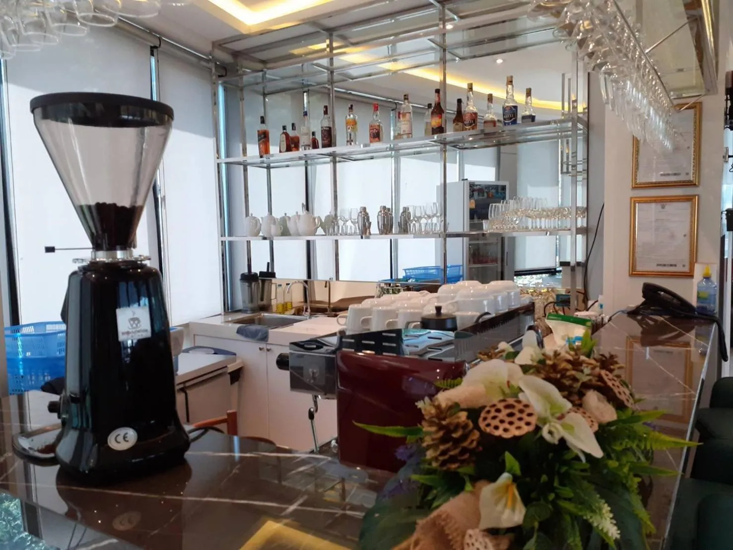 Restaurant/places to eat in Karnyapha Hotspring hotel