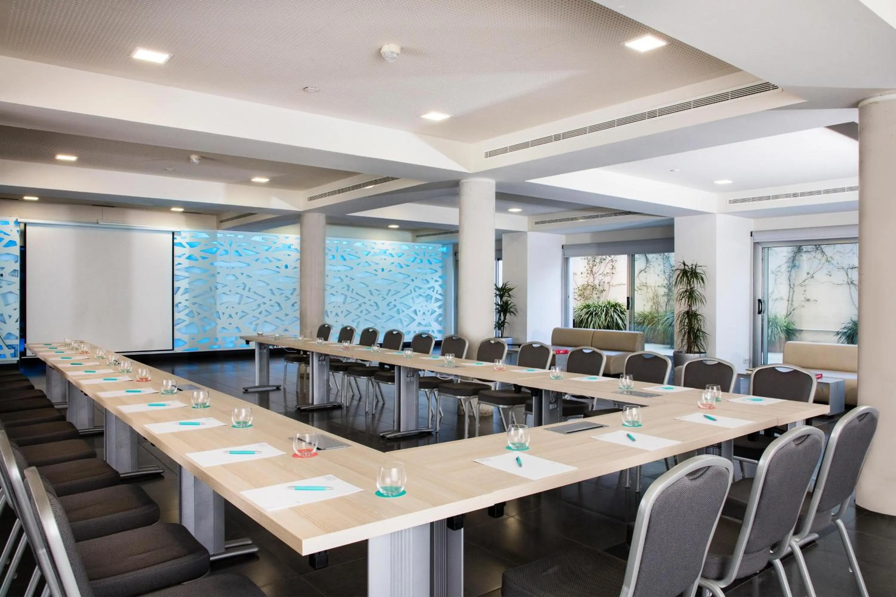 Meeting/conference room in Le Meridien Ra Beach Hotel and Spa