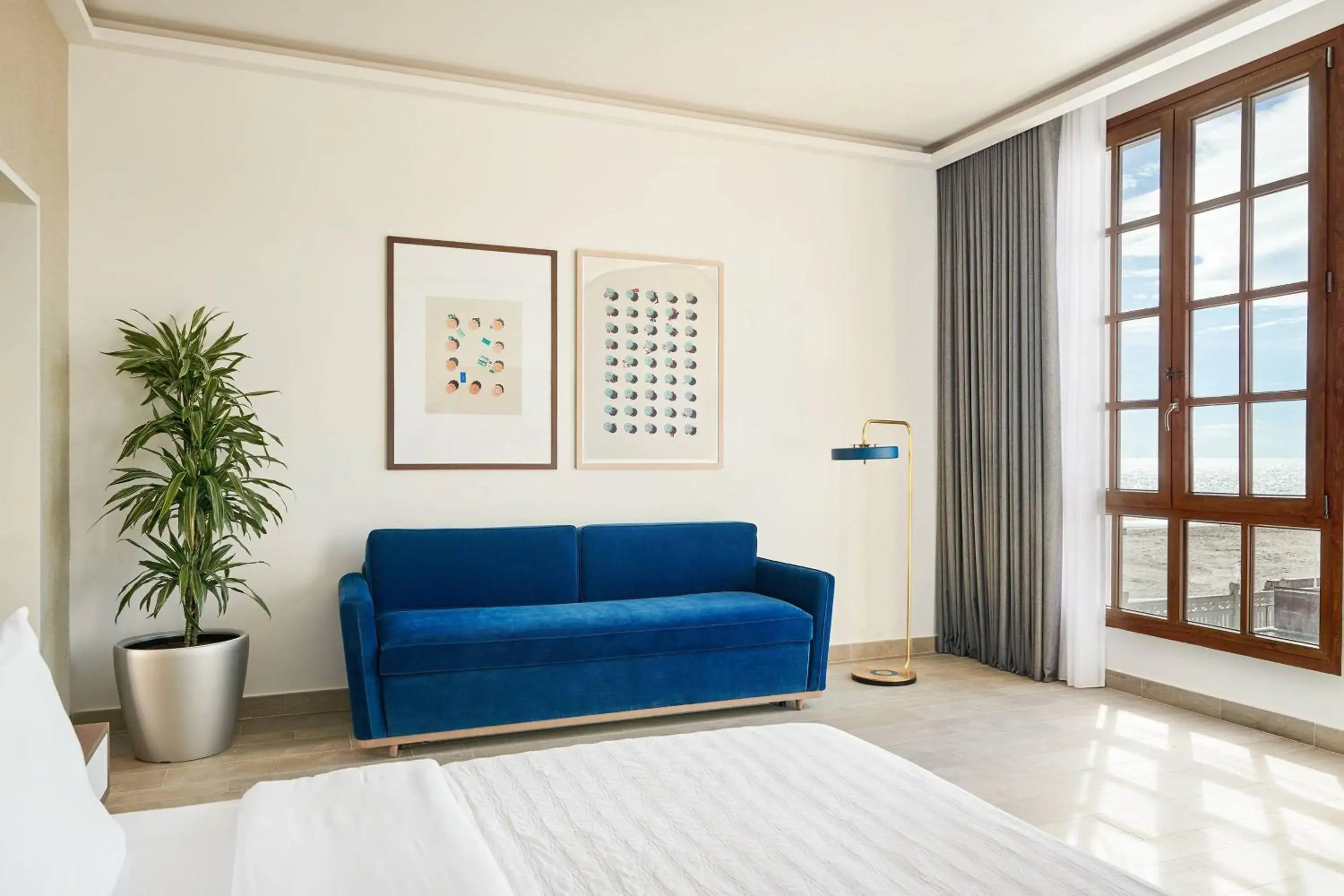 Superior Historic Twin Room with Partial Sea View in Le Meridien Ra Beach Hotel and Spa Superior Historic Twin Room with Partial Sea View in Le Meridien Ra Beach Hotel and Spa