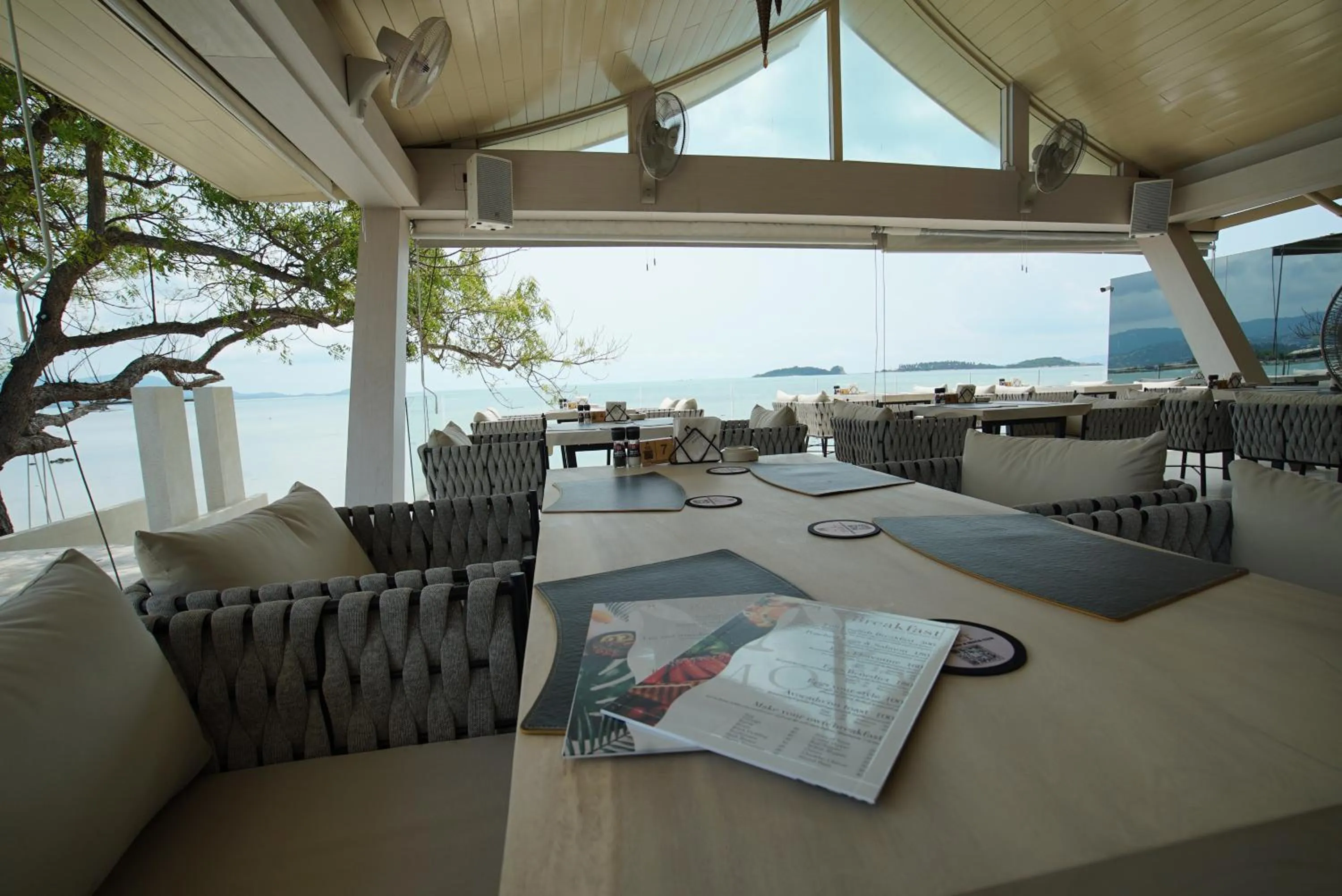 Restaurant/places to eat in Allure Resort