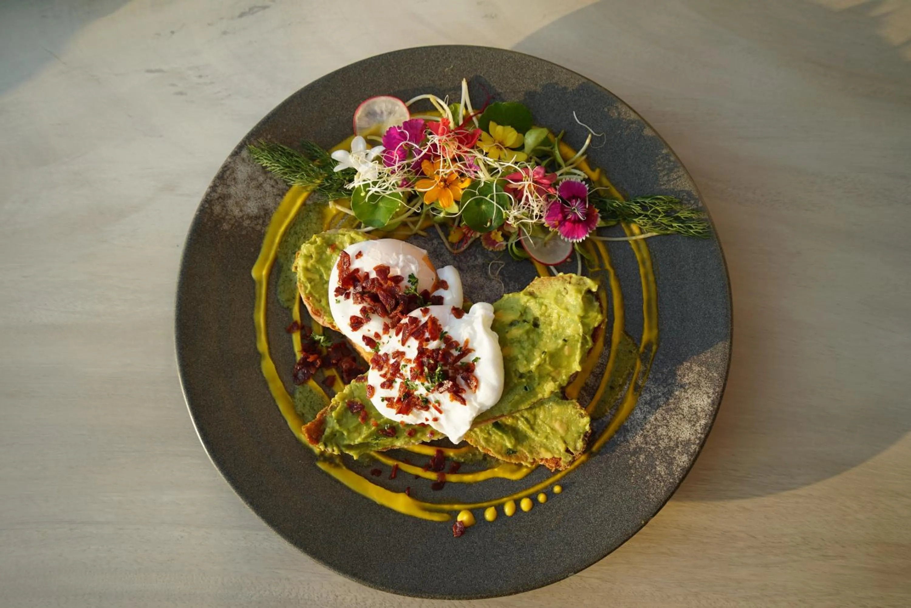 Restaurant/places to eat in Allure Resort