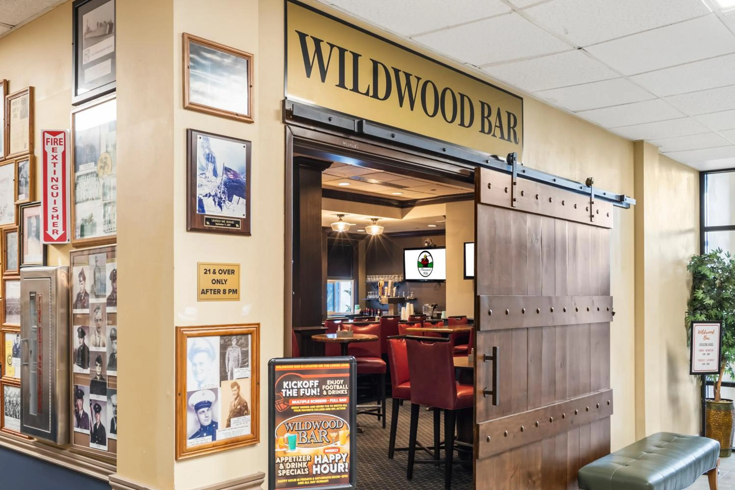 Lounge or bar in Thousand Hills Resort Hotel