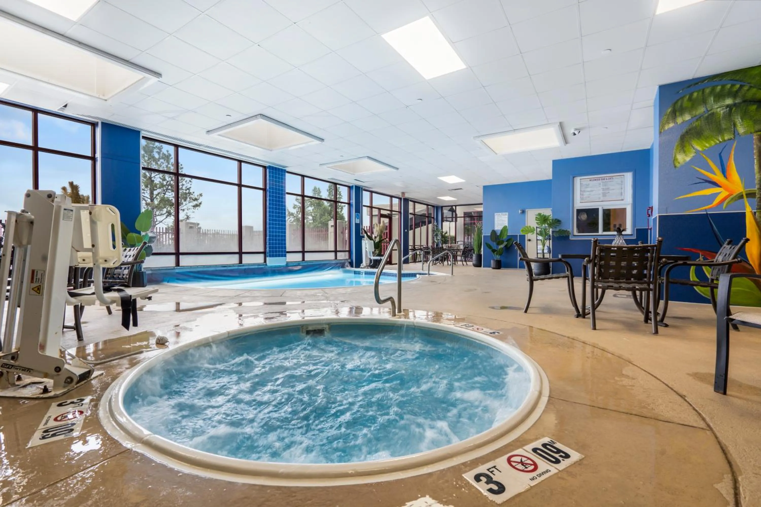 Hot Tub in Thousand Hills Resort Hotel