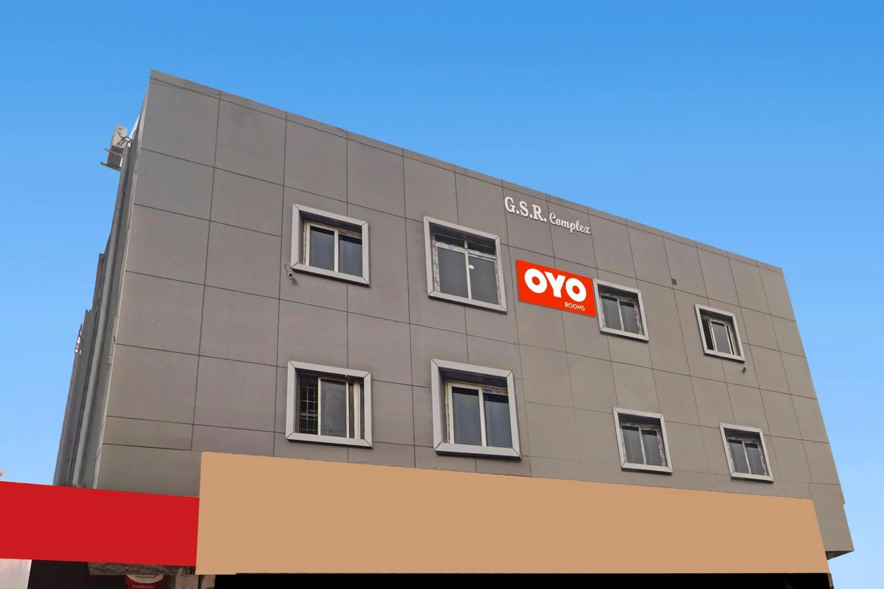 Facade/entrance in Super Hotel O Langar Houz Near Golconda Fort