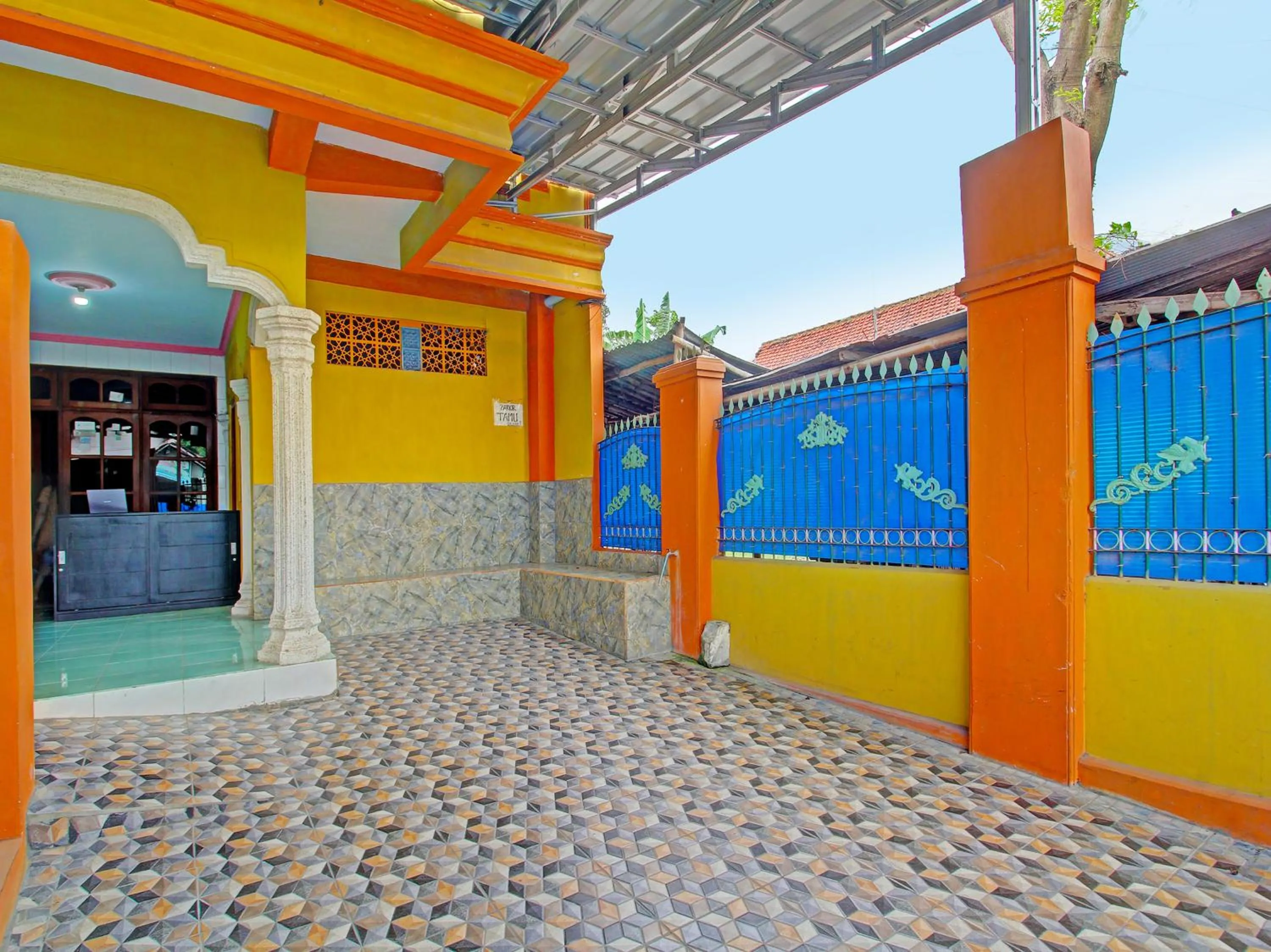 Area and facilities in Hotel O Chikam House Syariah