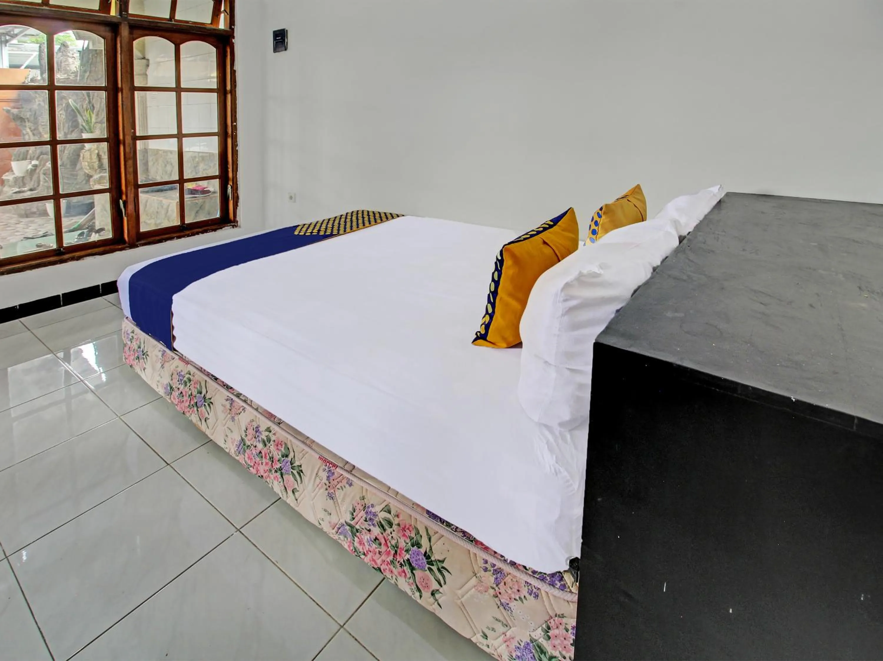 Bedroom, Bed in Hotel O Chikam House Syariah