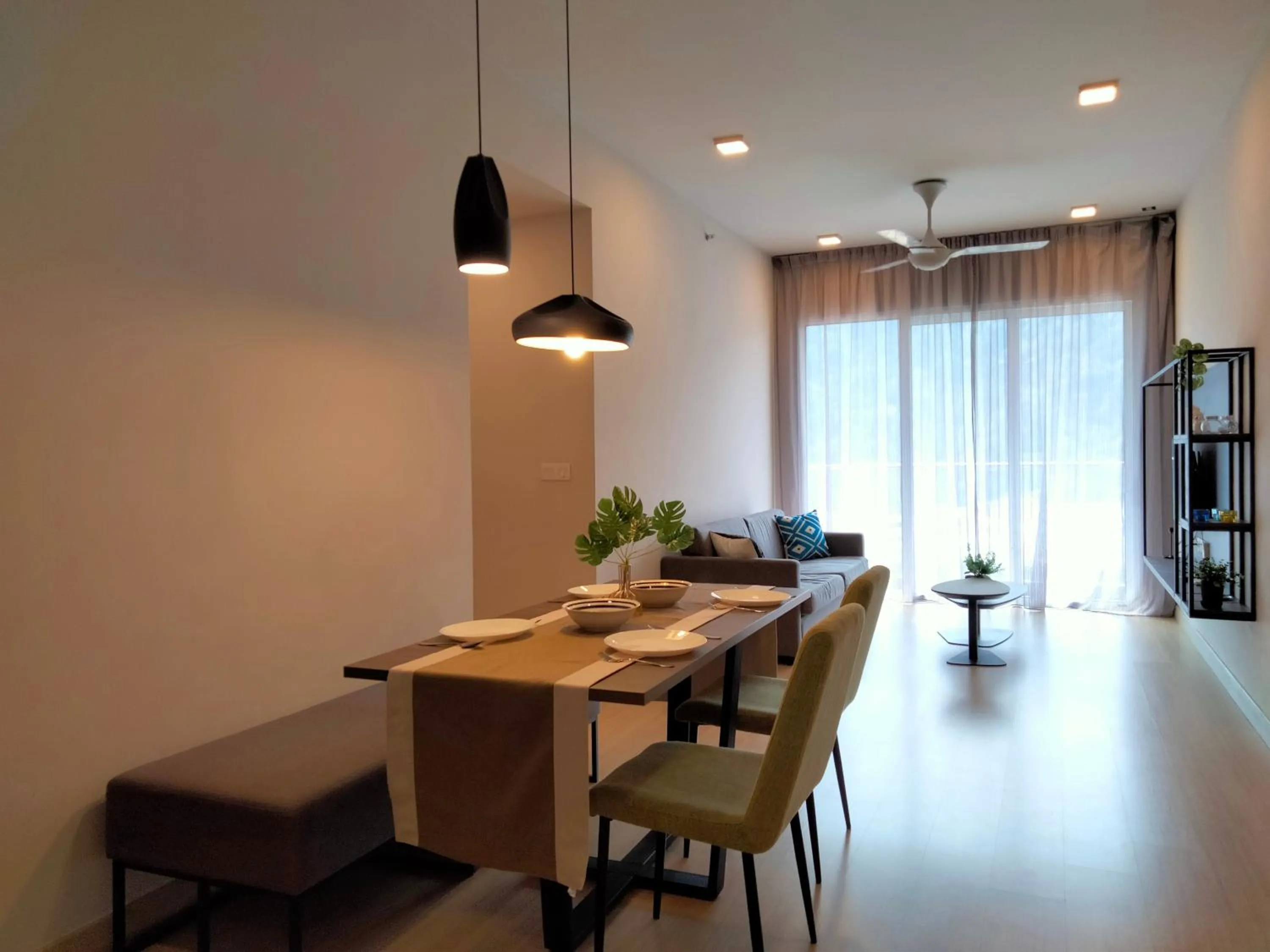 Dining area in Genting Highland Windmill Upon Hills by HomeBrickz