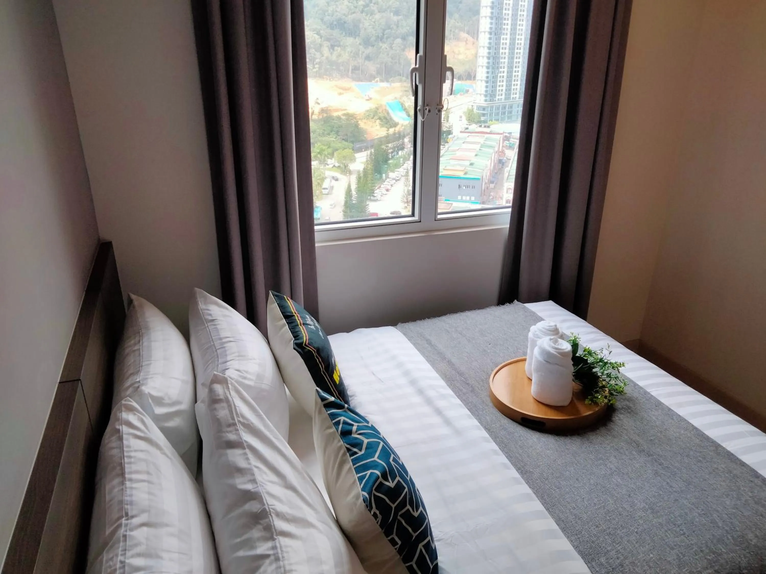 Bed in Genting Highland Windmill Upon Hills by HomeBrickz