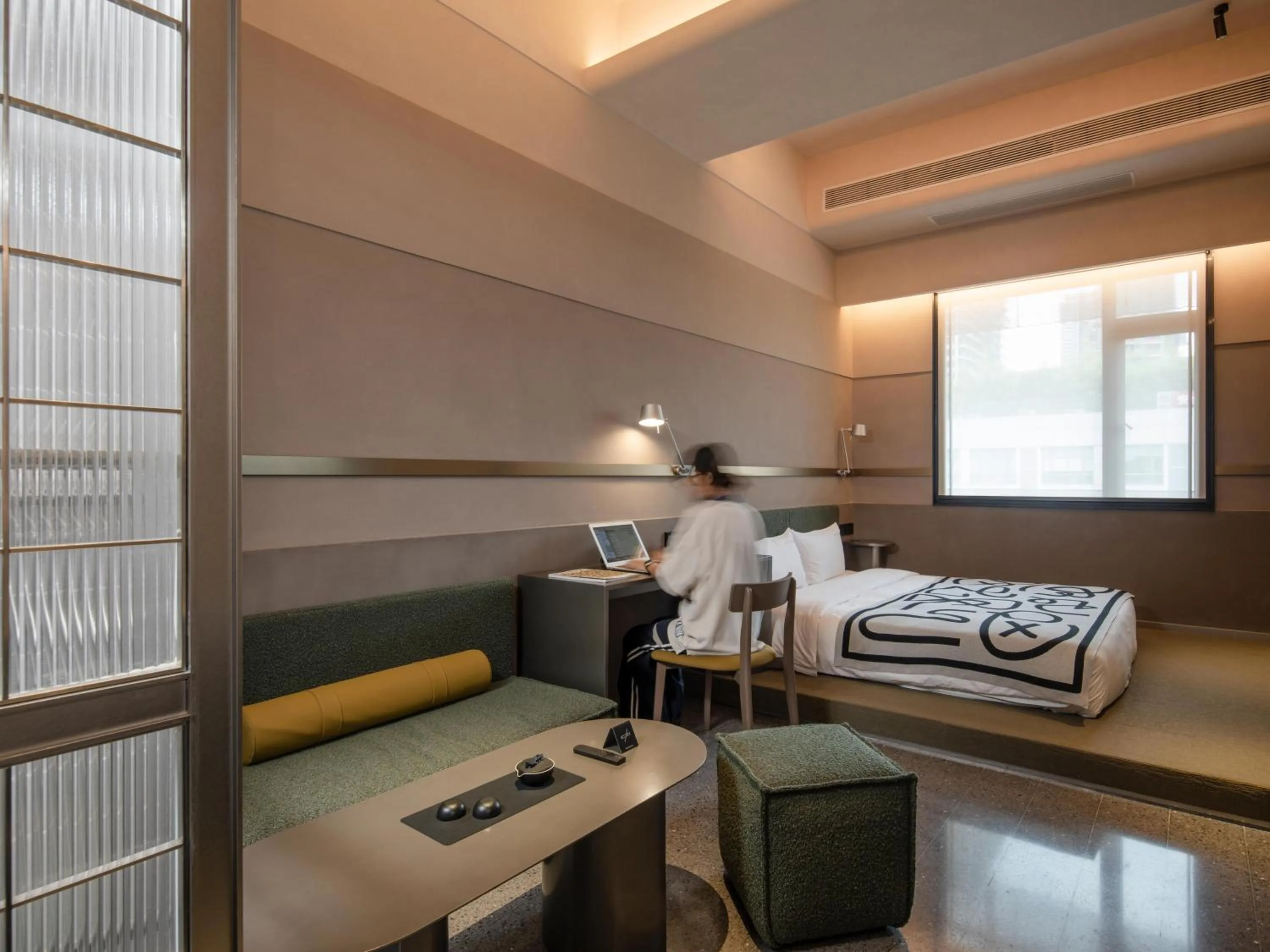 Bed in NOA Hotel SHENZHEN LUOHU