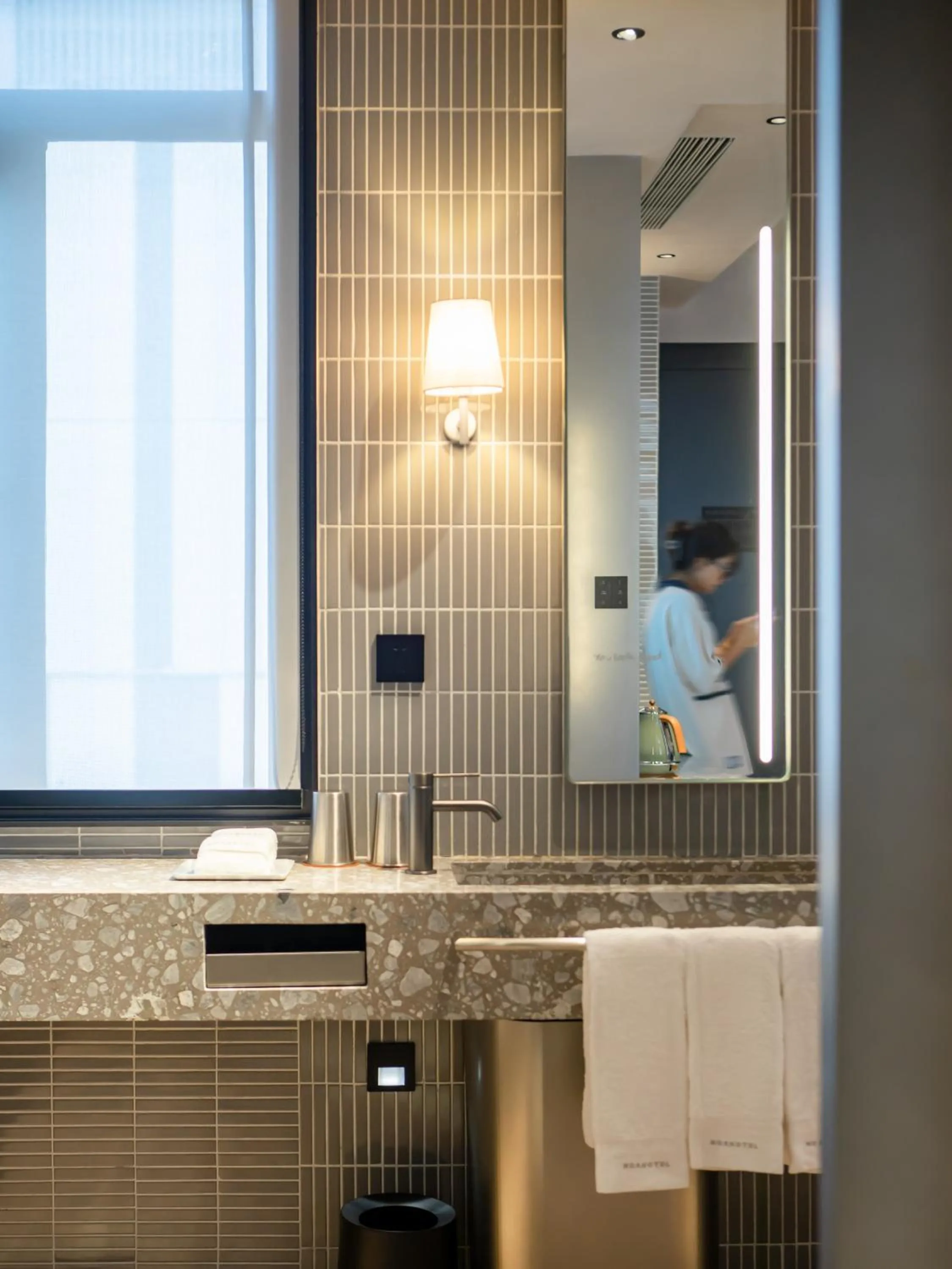 NOA Hotel SHENZHEN LUOHU