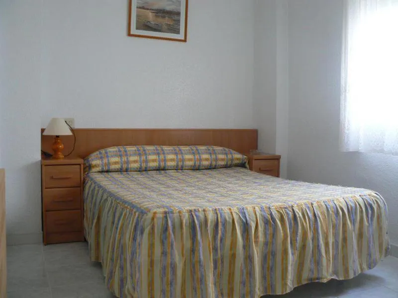 Photo of the whole room, Bed in La Obrera