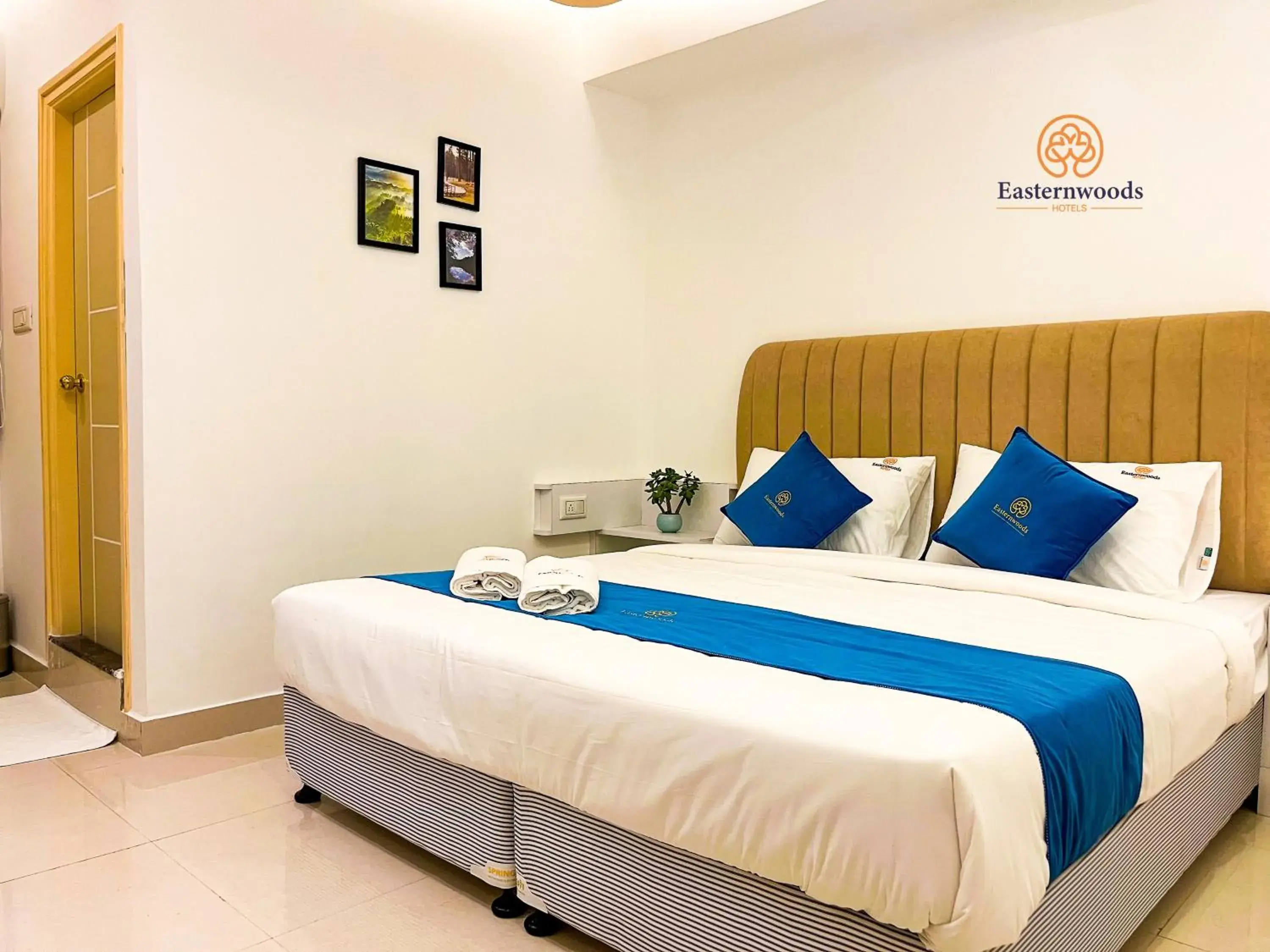 Executive Non AC Room in Easternwoods Hotels Executive Non AC Room in Easternwoods Hotels