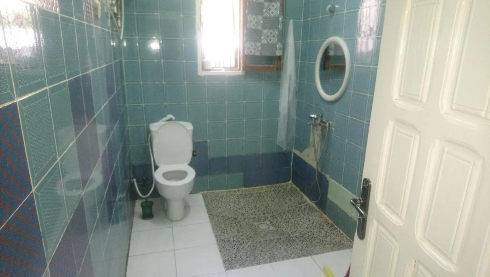 Bathroom in Auberge Triskell