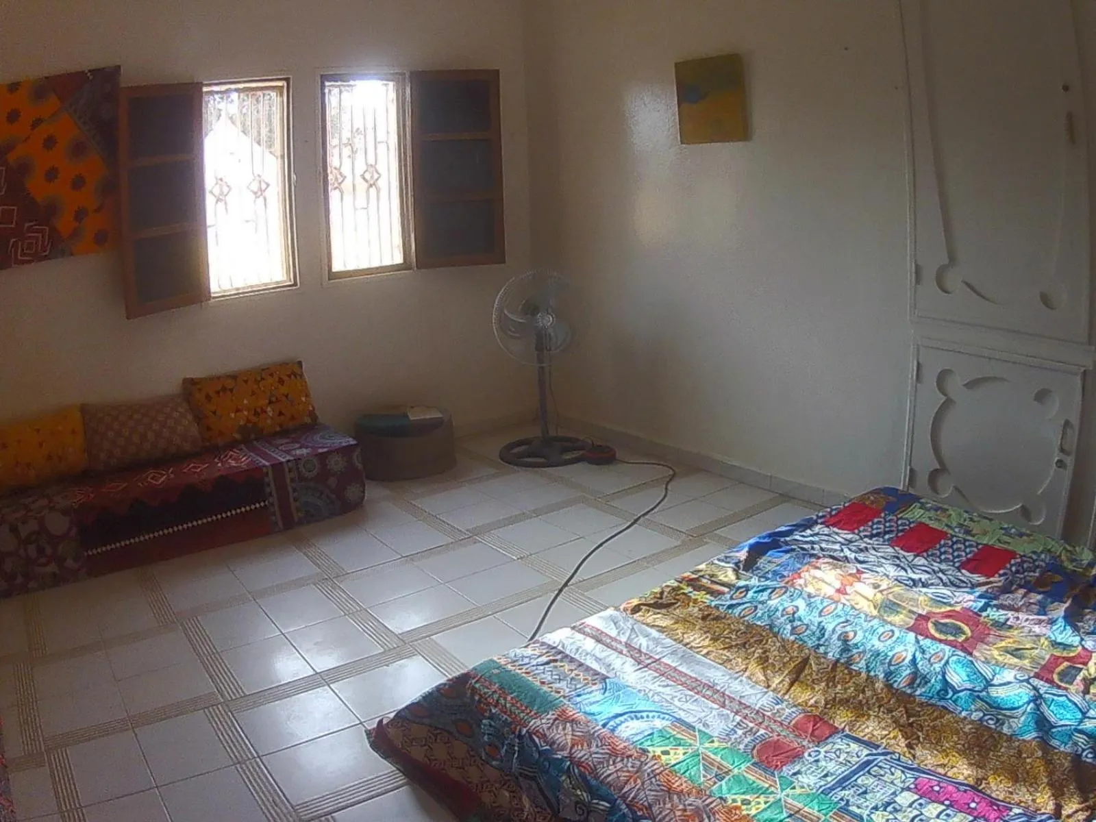 Photo of the whole room, Bed in Auberge Triskell