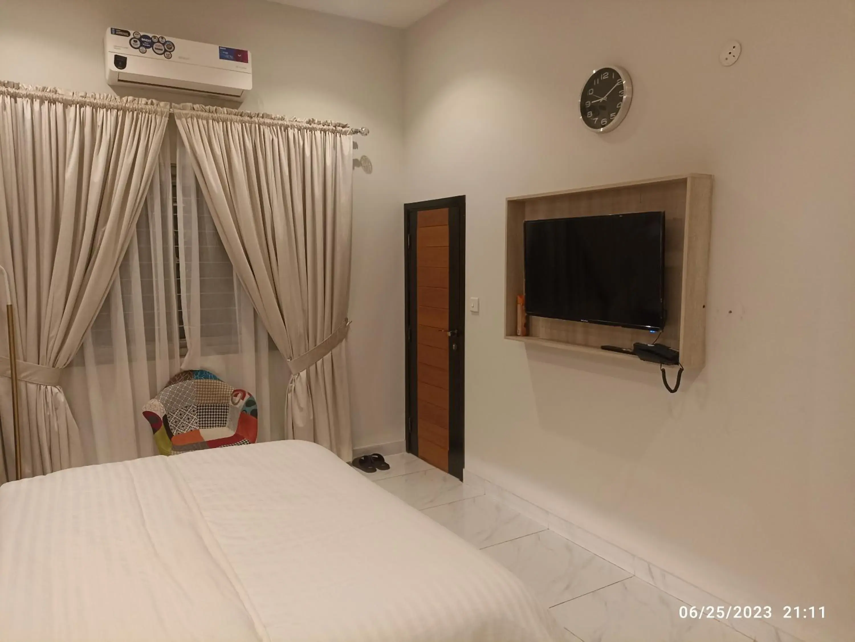 Standard Double Room in Sunset BnB Standard Double Room in Sunset BnB