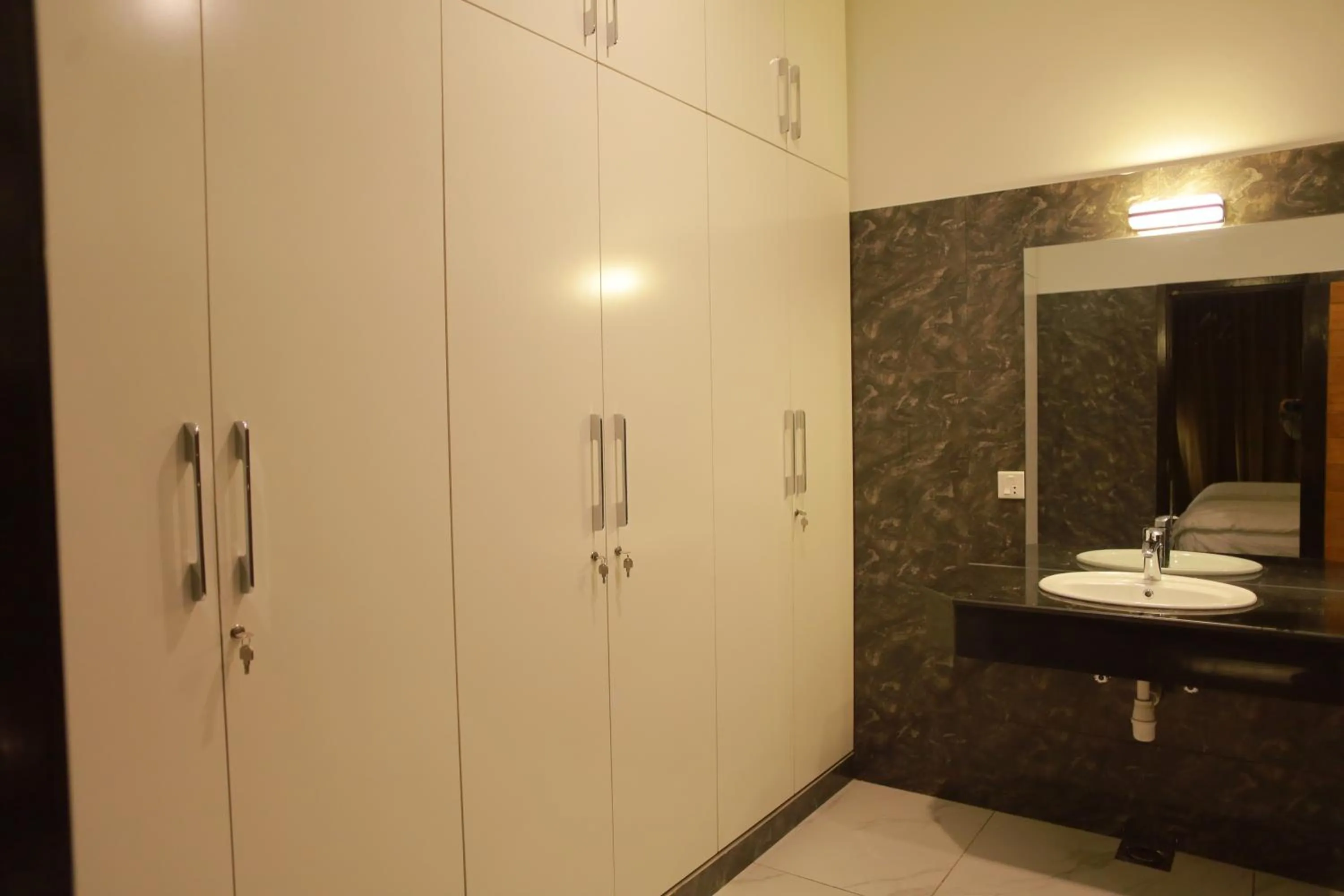 Shower in Sunset BnB