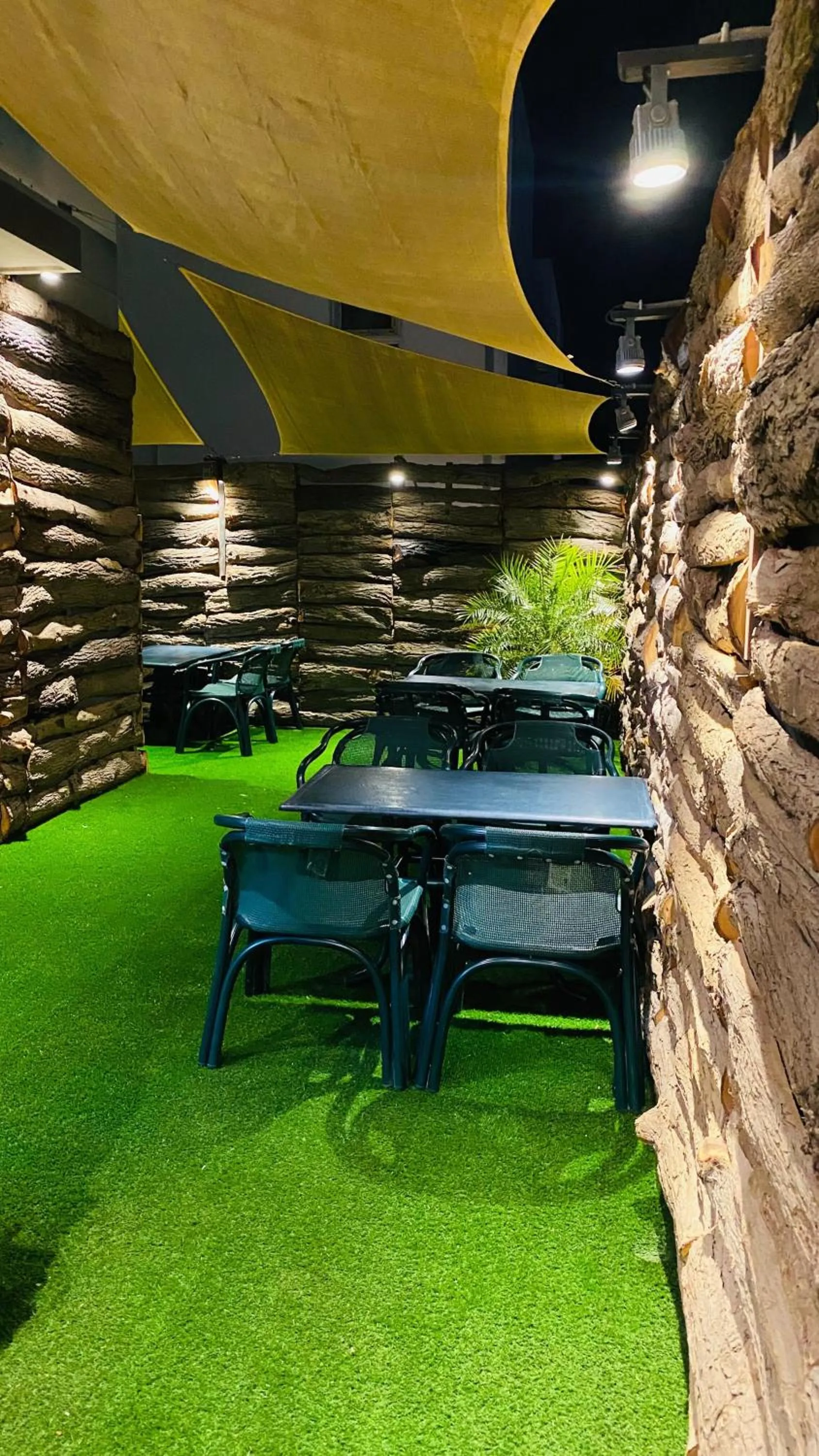 Restaurant/places to eat in Sunset BnB