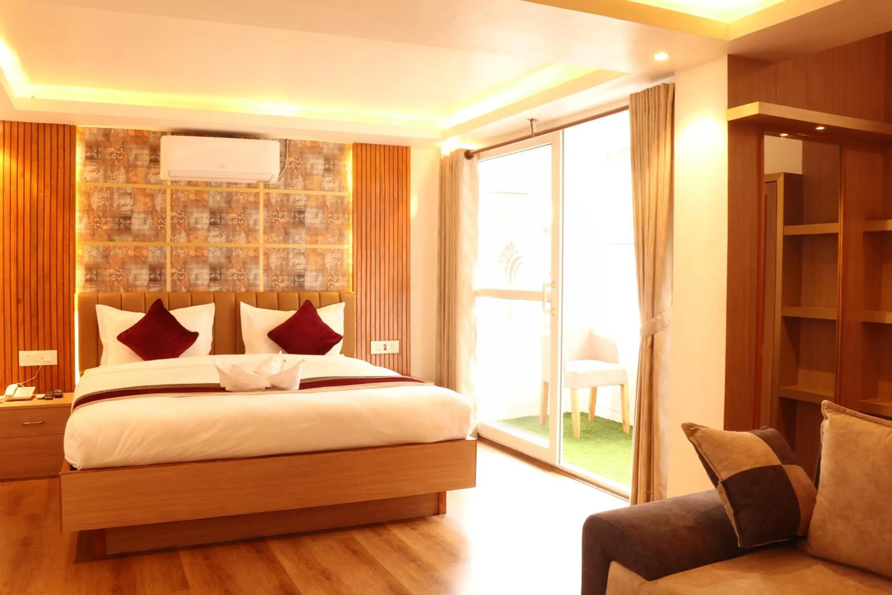 Suite with Balcony in Hotel Elegant Kathmandu Inn Suite with Balcony in Hotel Elegant Kathmandu Inn