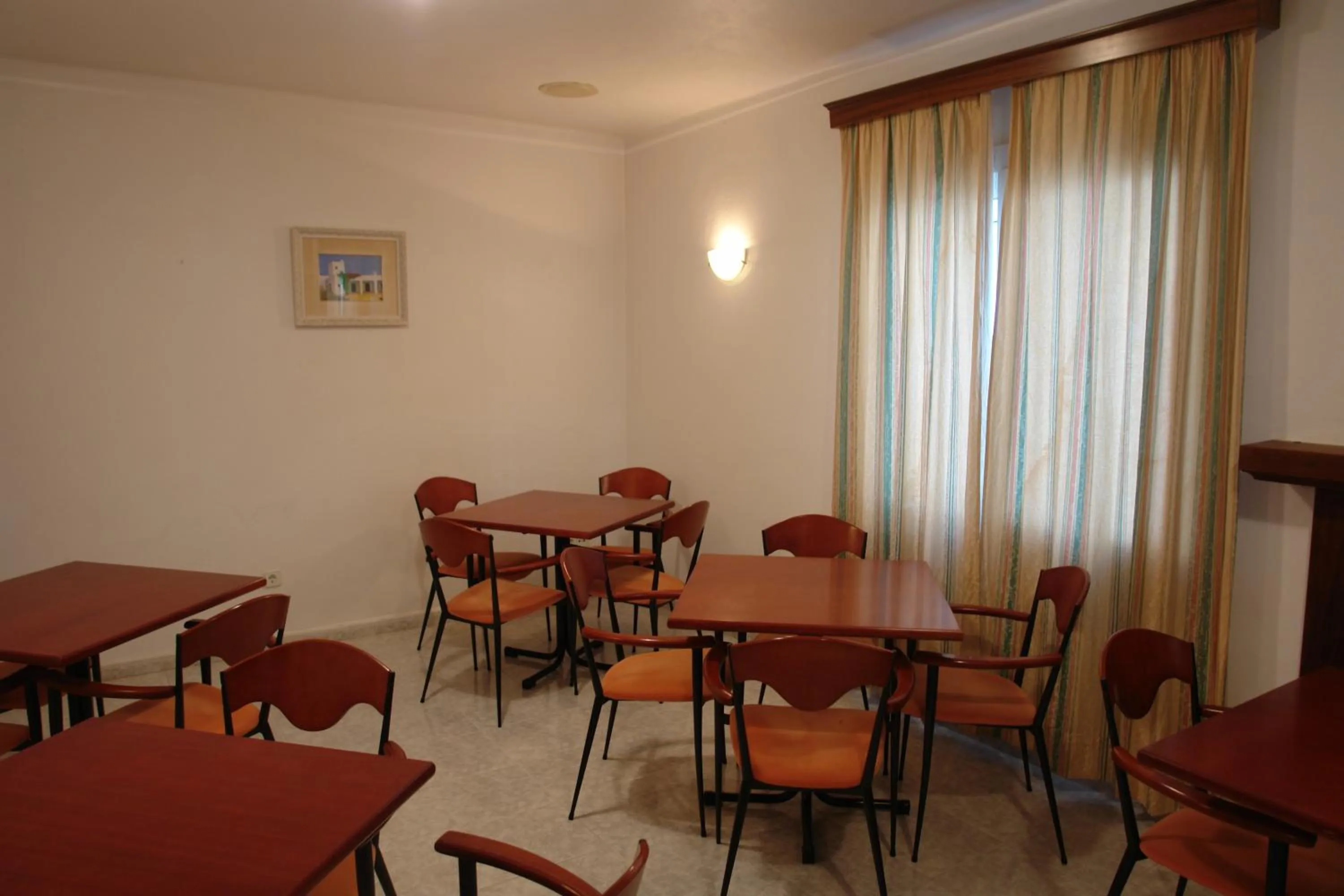 Restaurant/places to eat in Hostal San Francisco