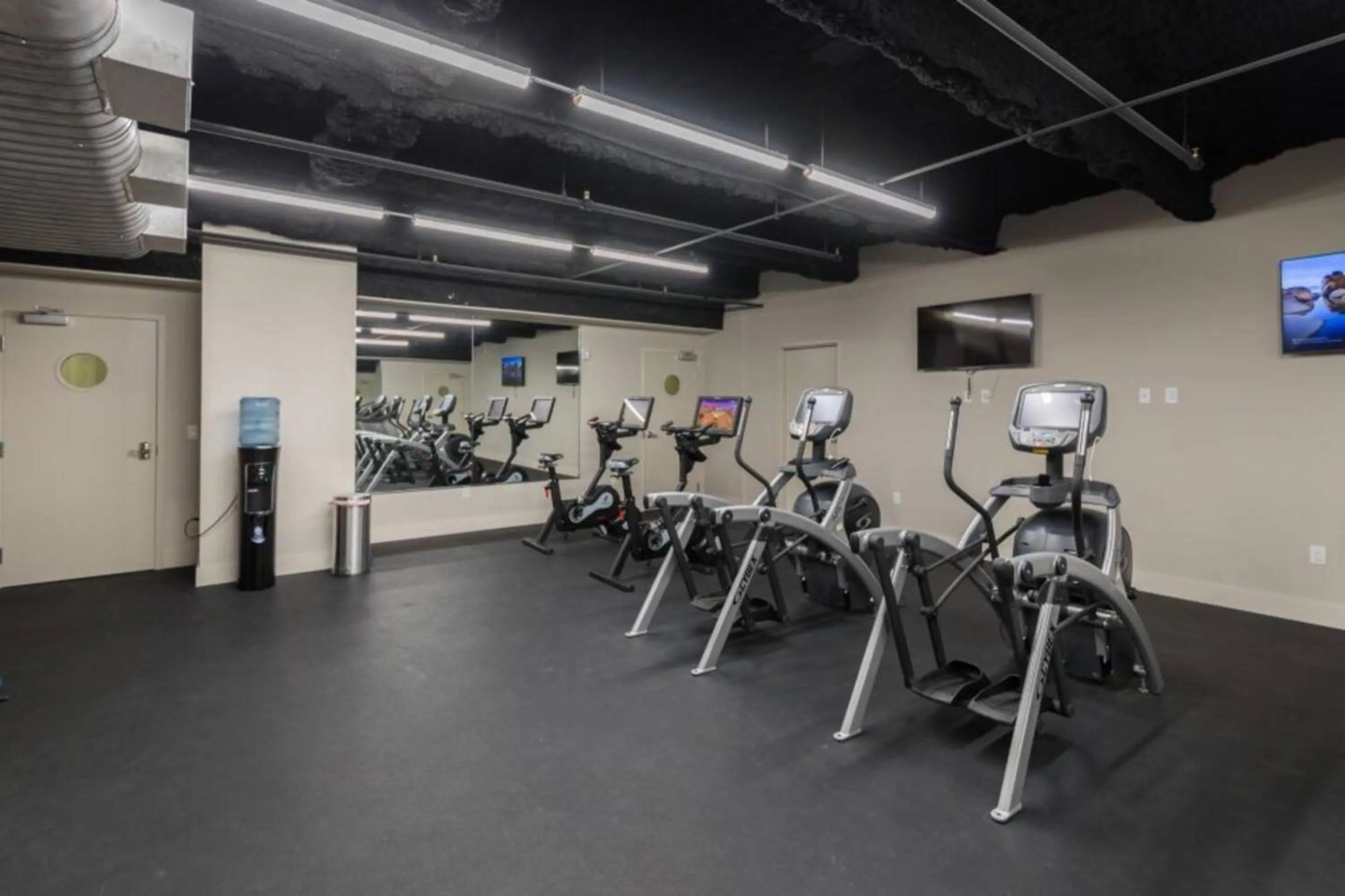Fitness centre/facilities in Stylish Condo with Game Room in New Orleans
