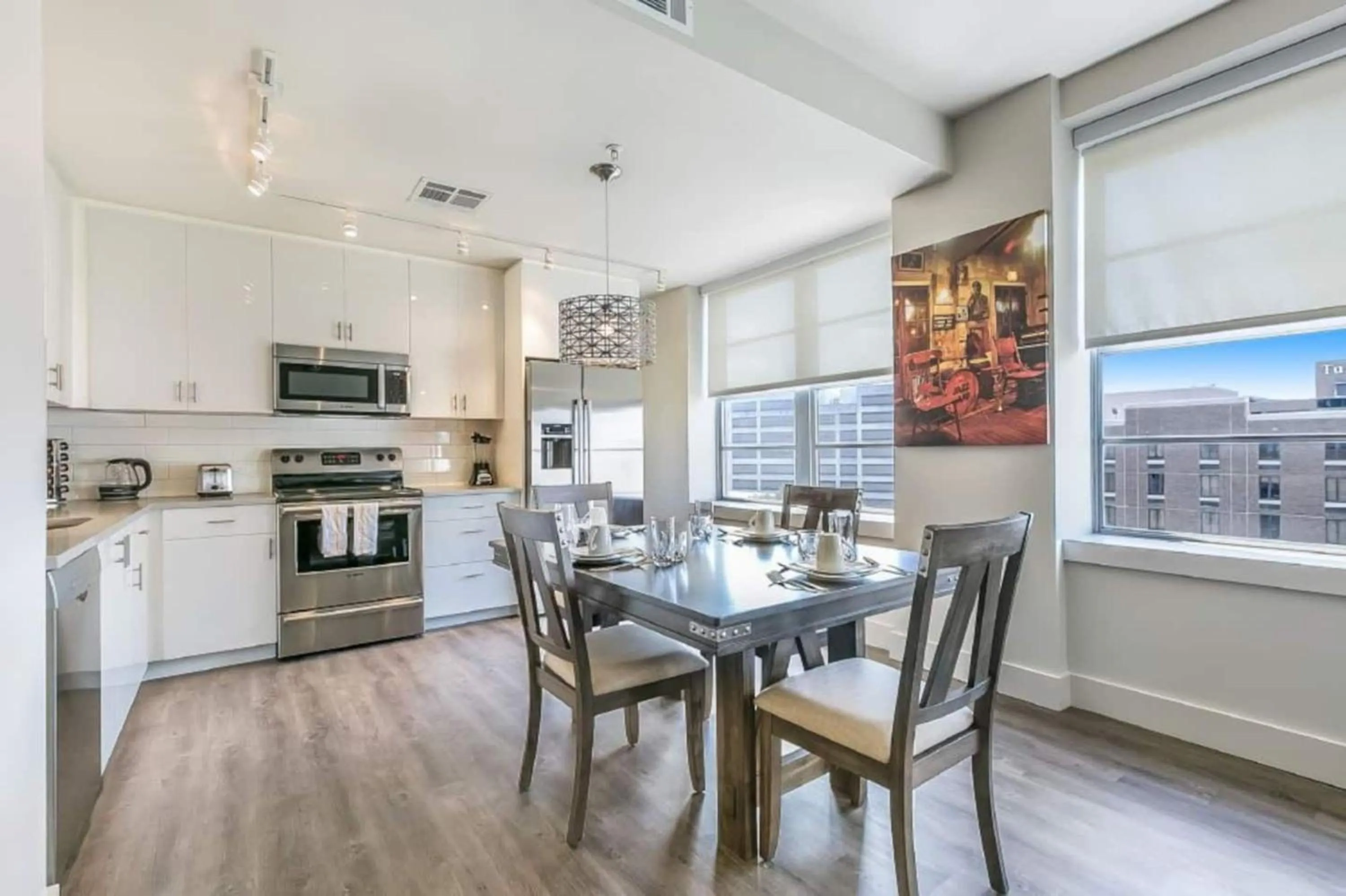 Kitchen or kitchenette in Stylish Condo with Game Room in New Orleans