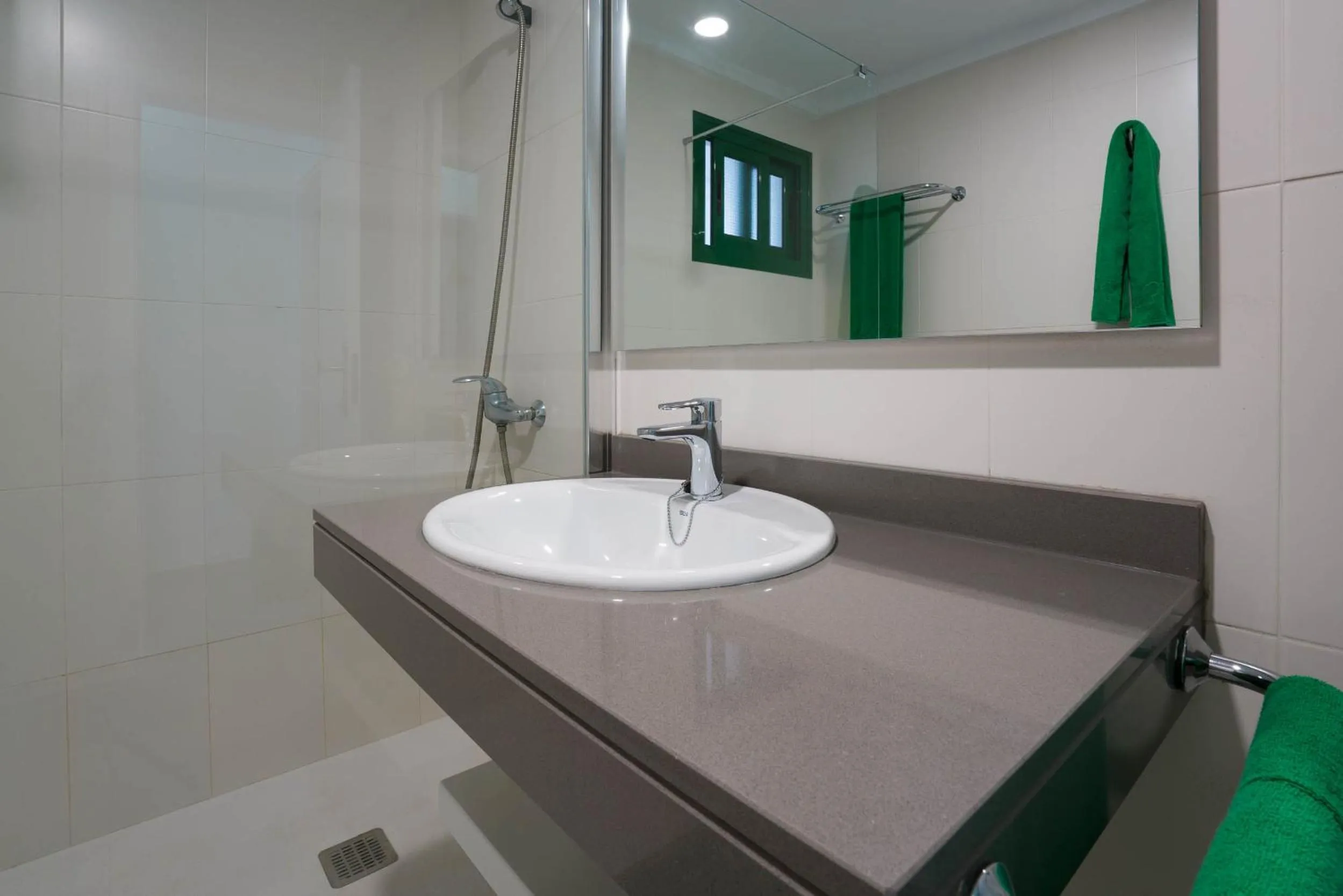 Bathroom in Apartamentos Elena